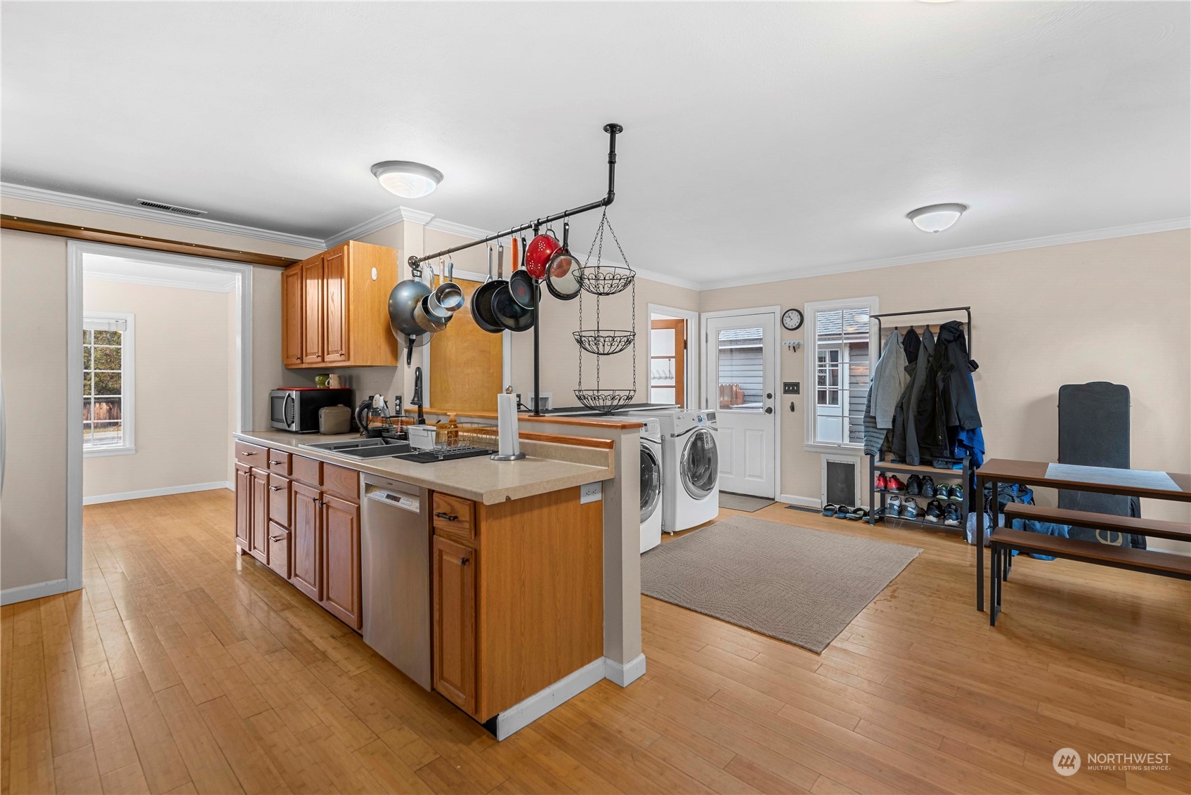 520 S Western Avenue