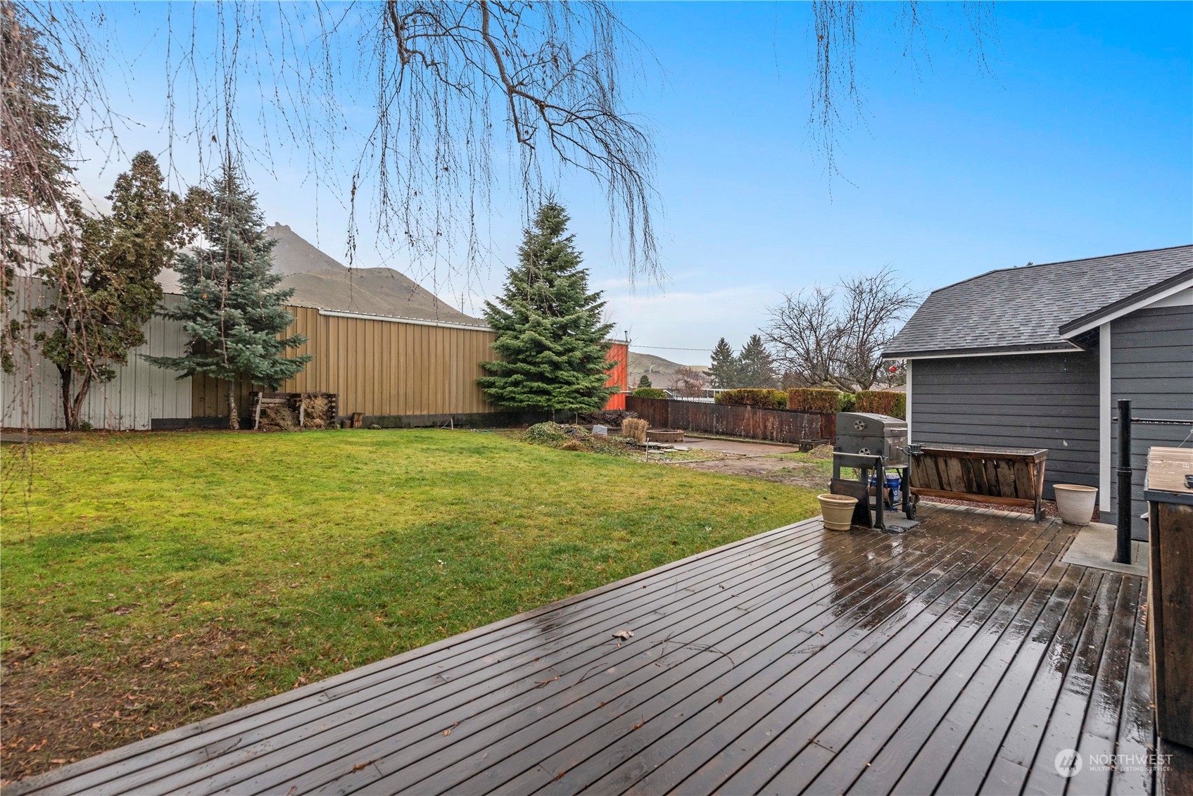 520 S Western Avenue