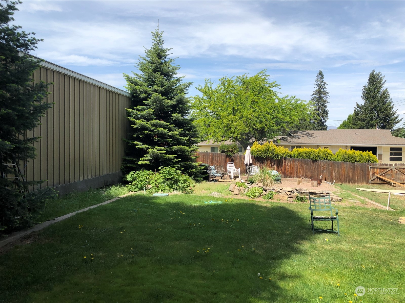 520 S Western Avenue