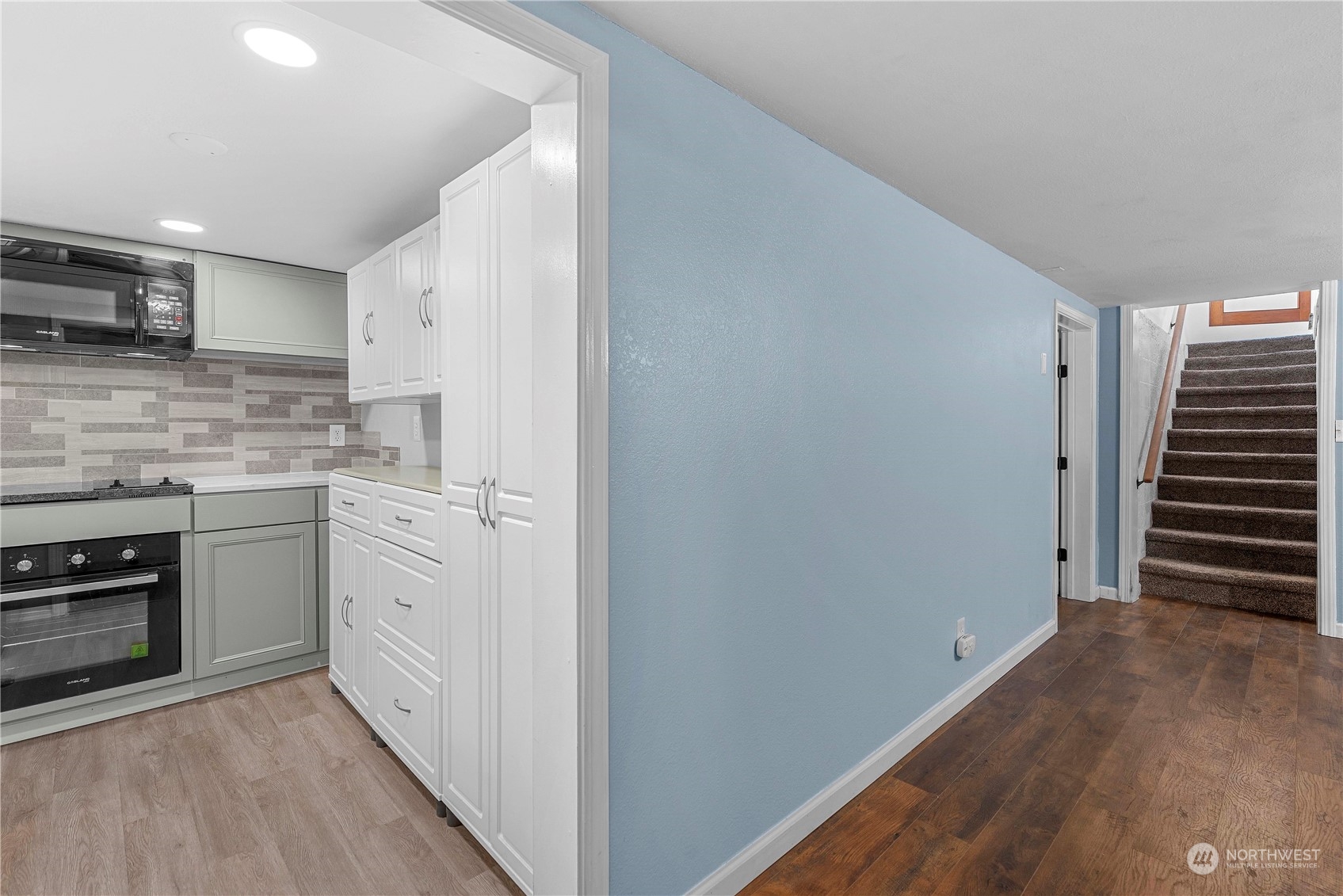 520 S Western Avenue