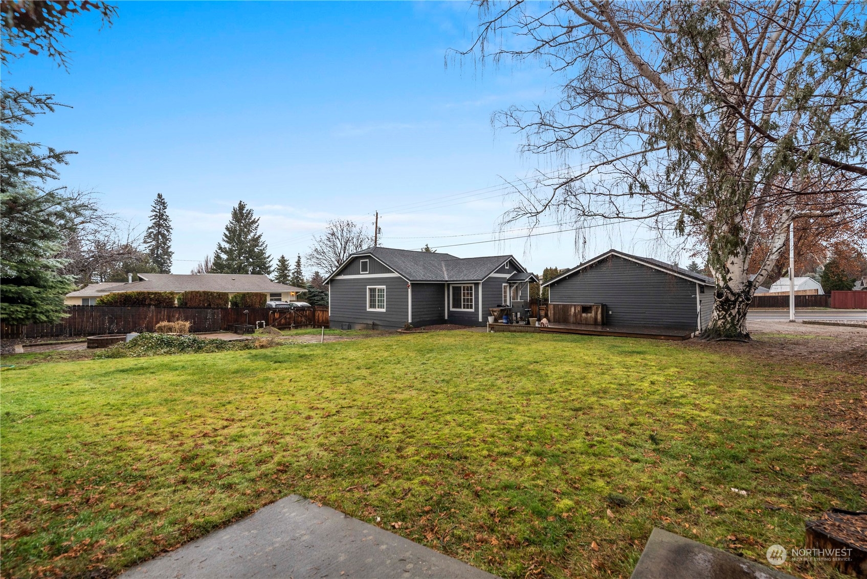 520 S Western Avenue