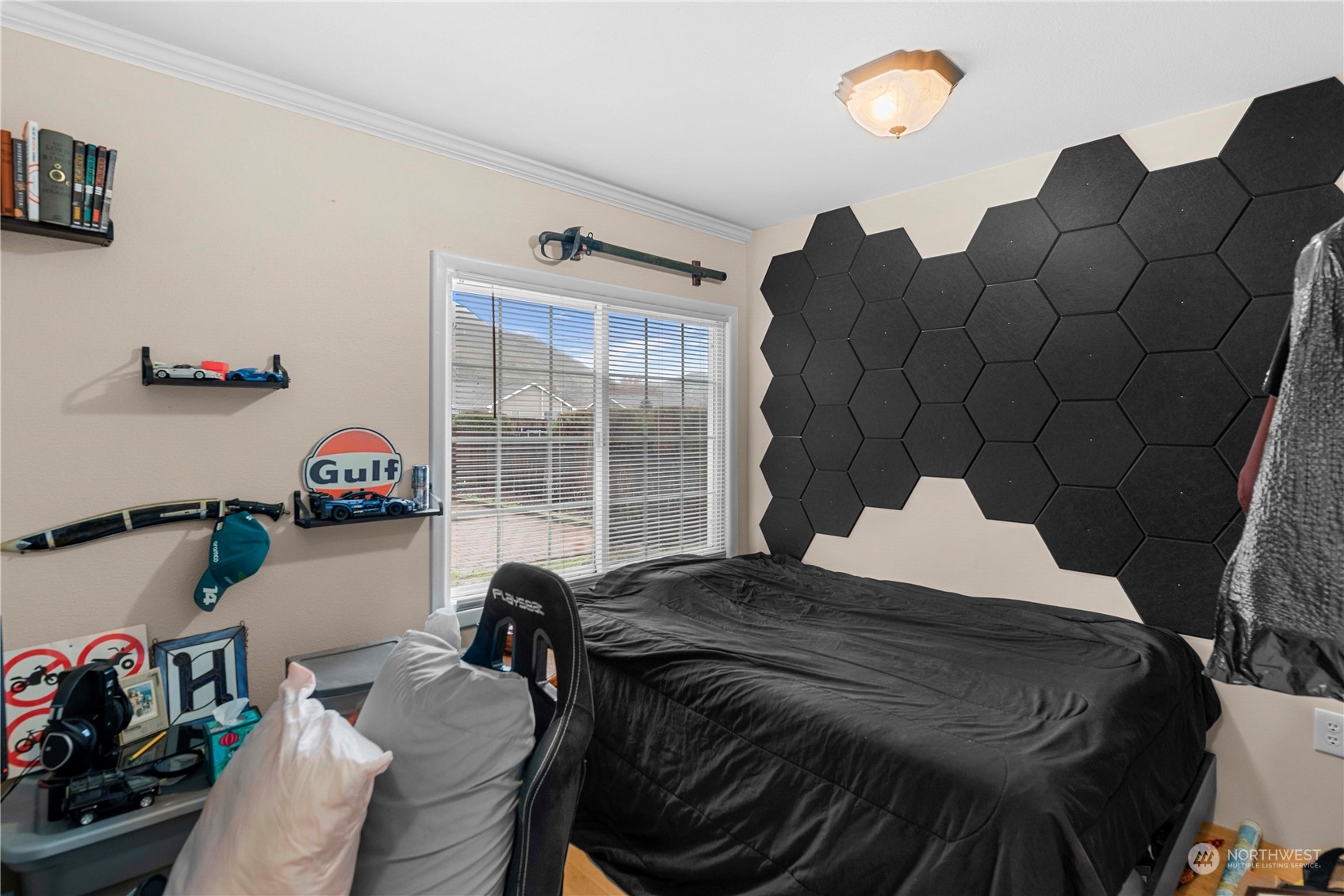 520 S Western Avenue