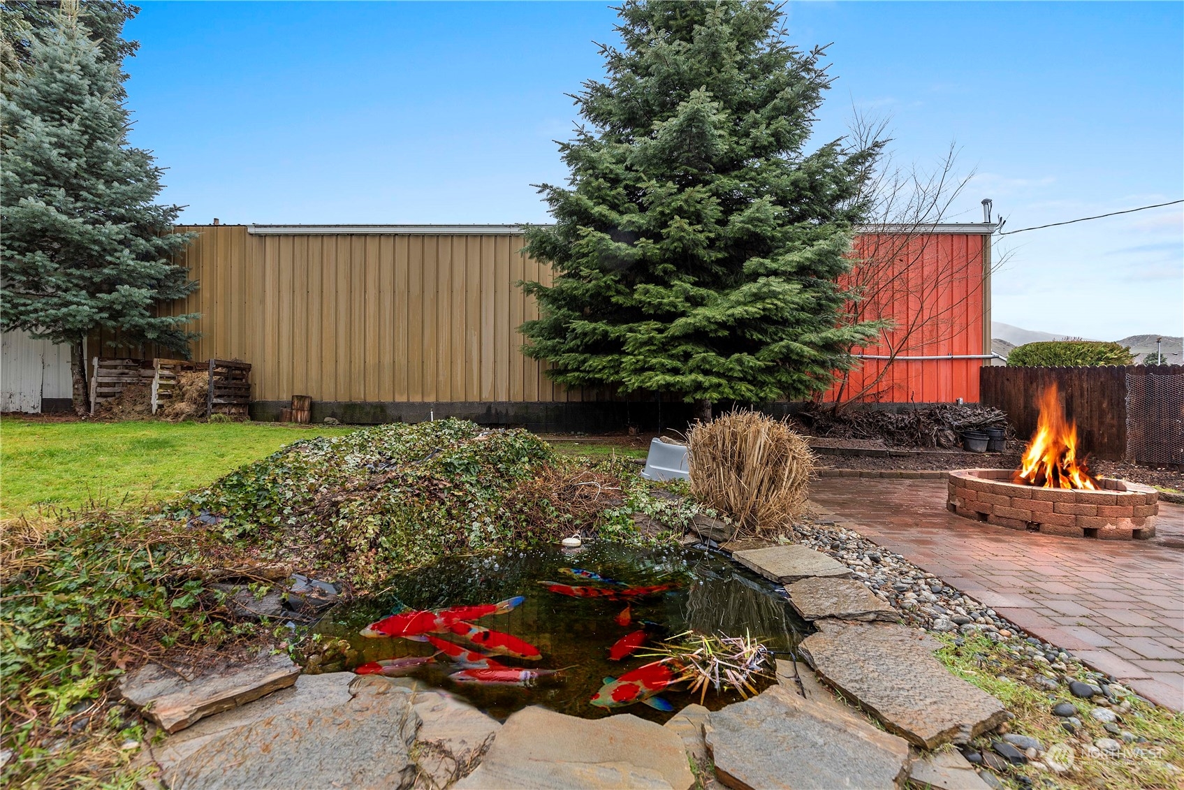 520 S Western Avenue