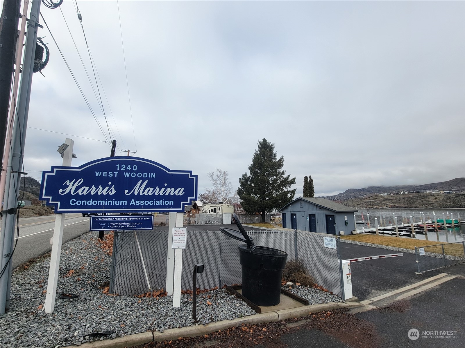 1240 W Woodin Avenue Unit: A-17