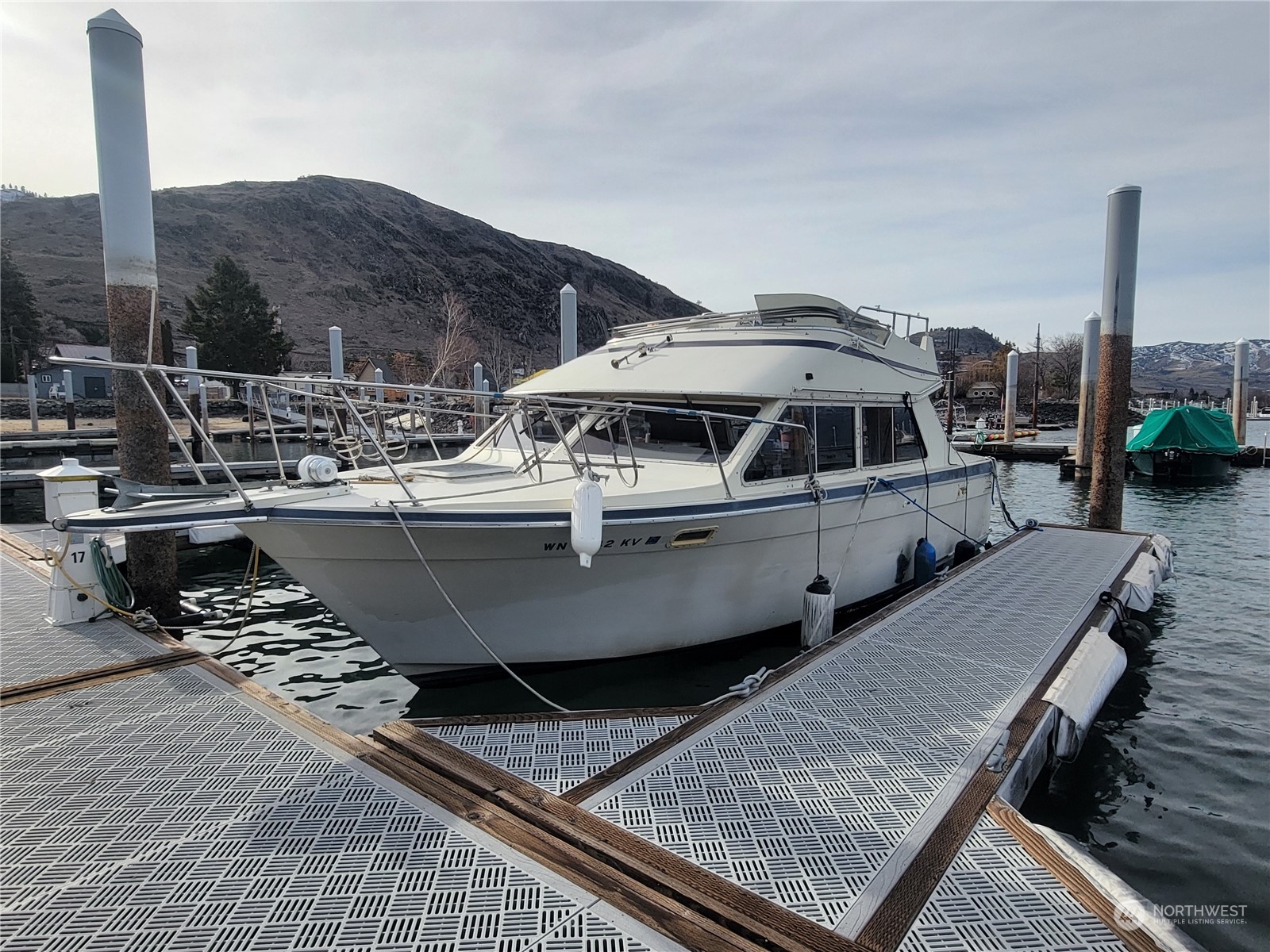 1240 W Woodin Avenue Unit: A-17