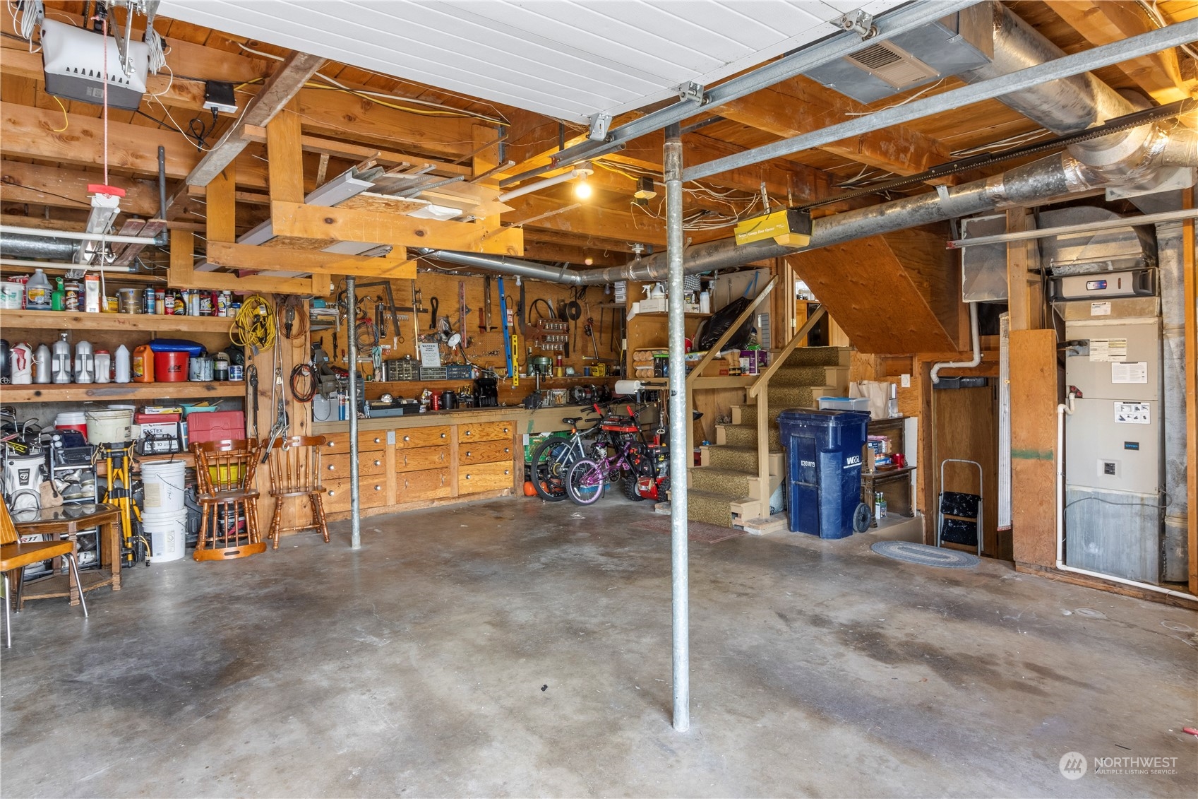 1725 N Anne Street N