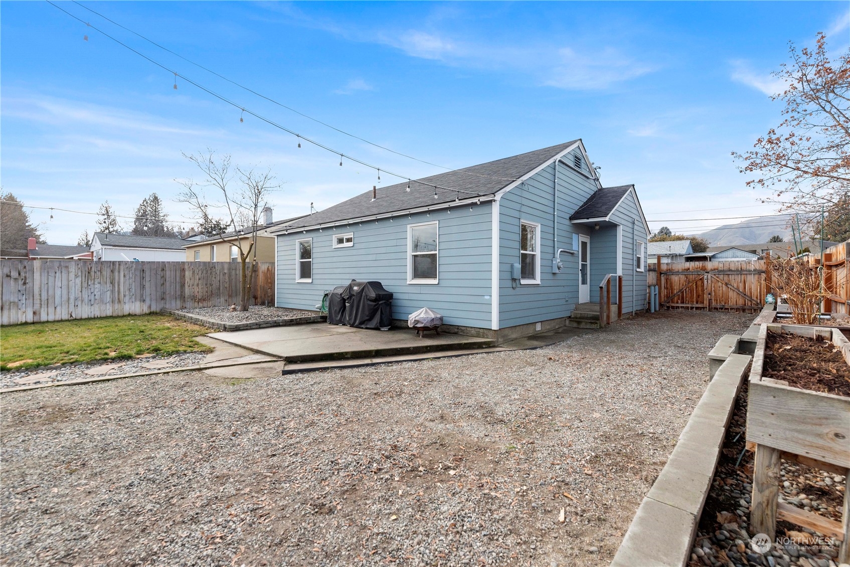 945 Vassar Avenue