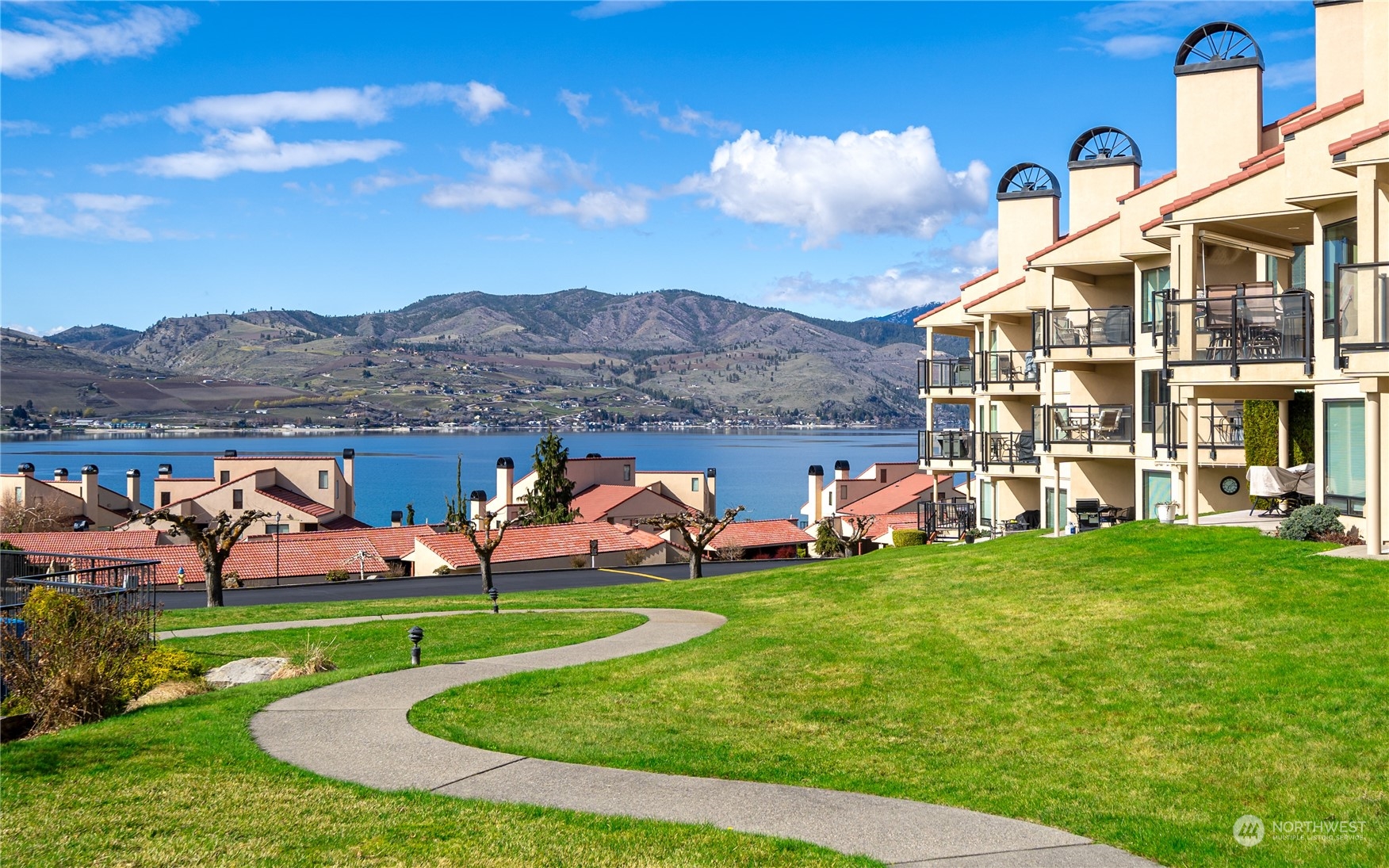 100 Lake Chelan Shores Drive Unit: 17-2