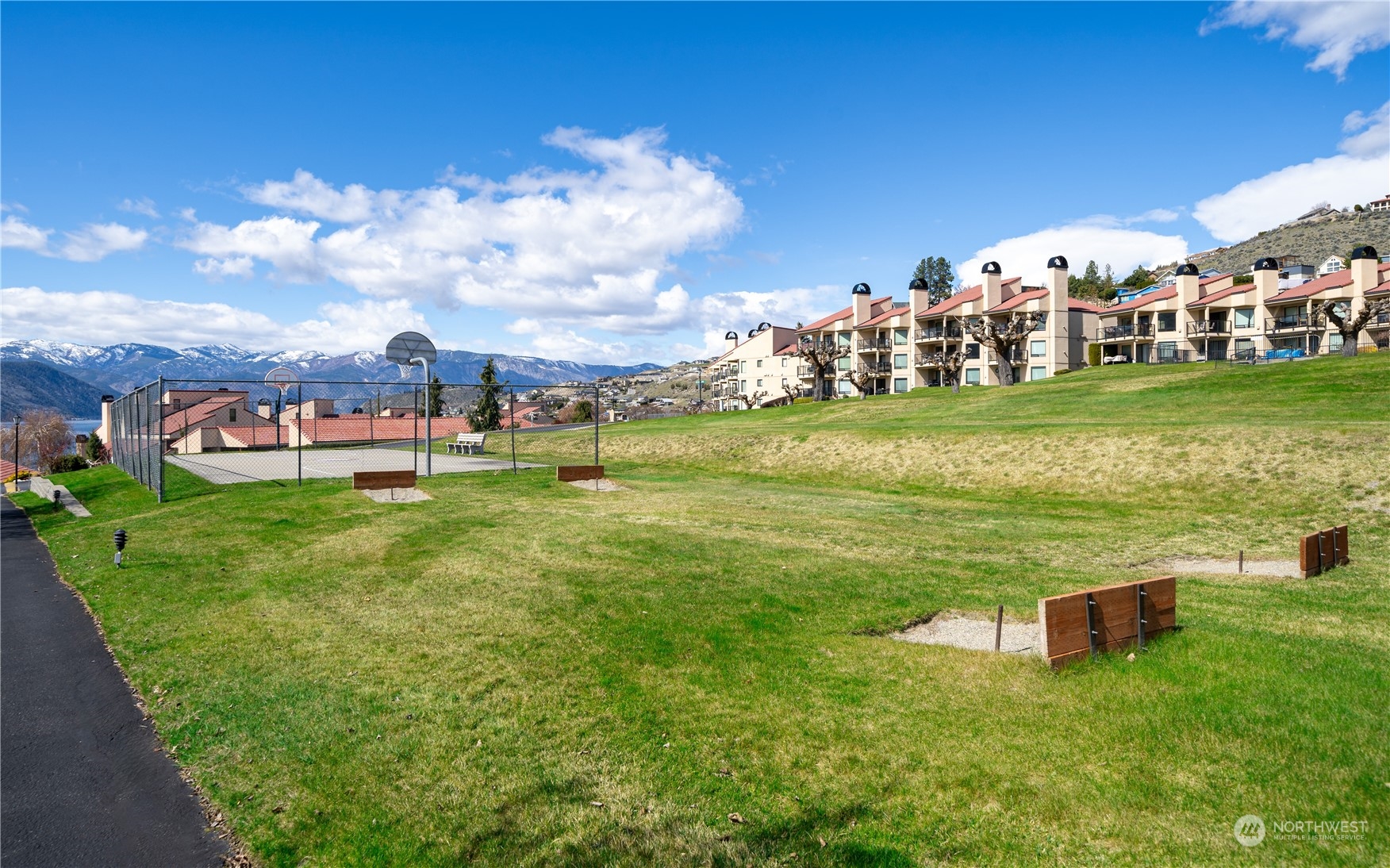 100 Lake Chelan Shores Drive Unit: 17-2