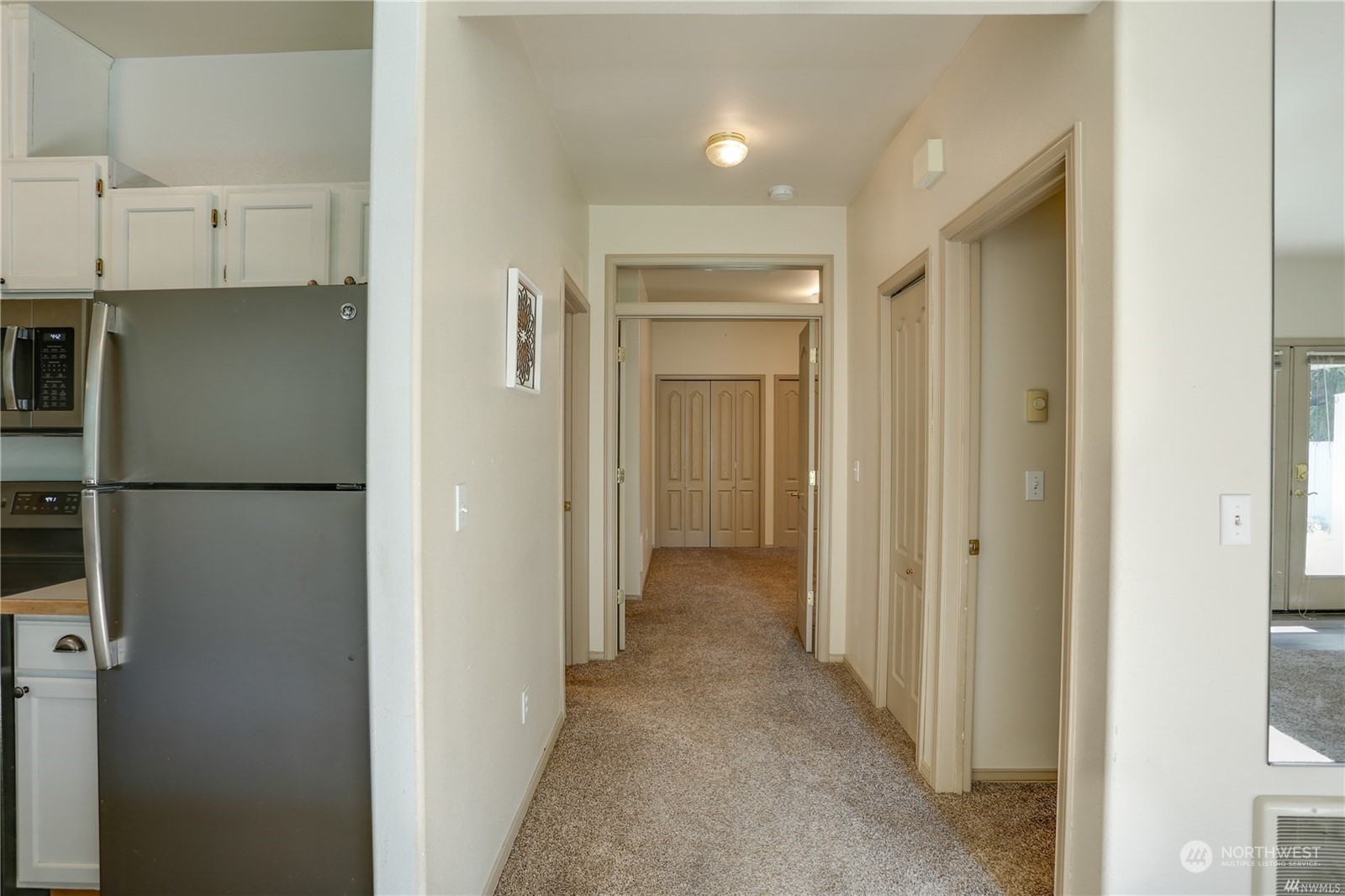 1550 Eastmont Avenue