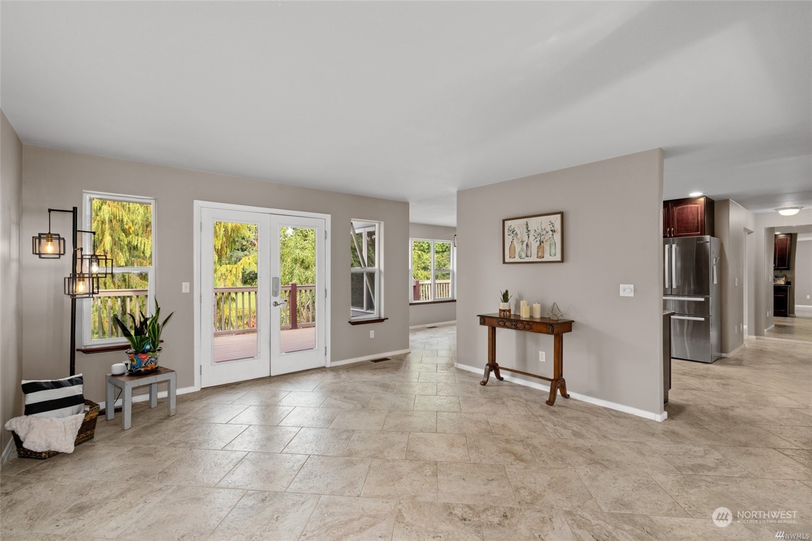 1550 Eastmont Avenue