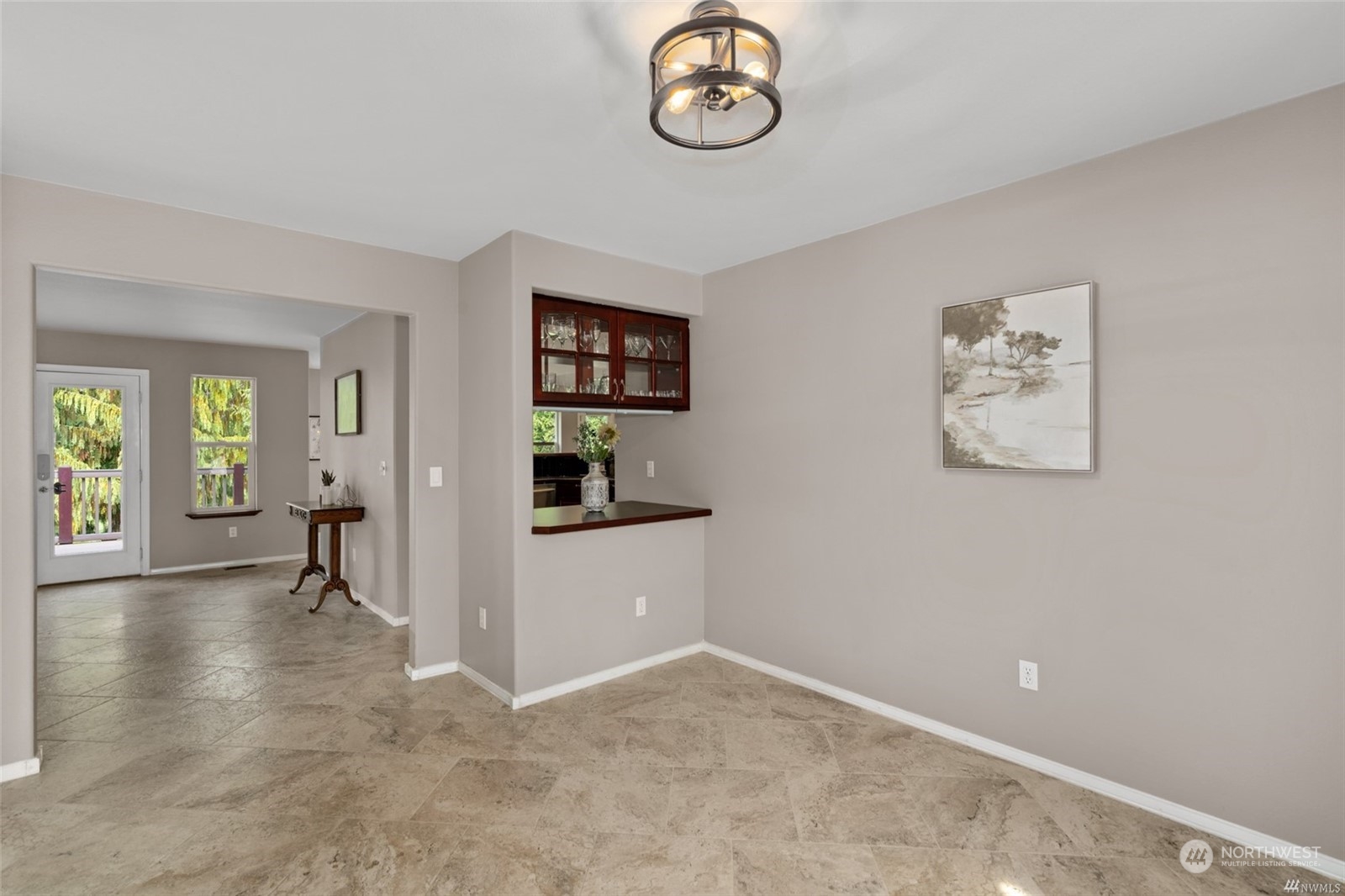 1550 Eastmont Avenue