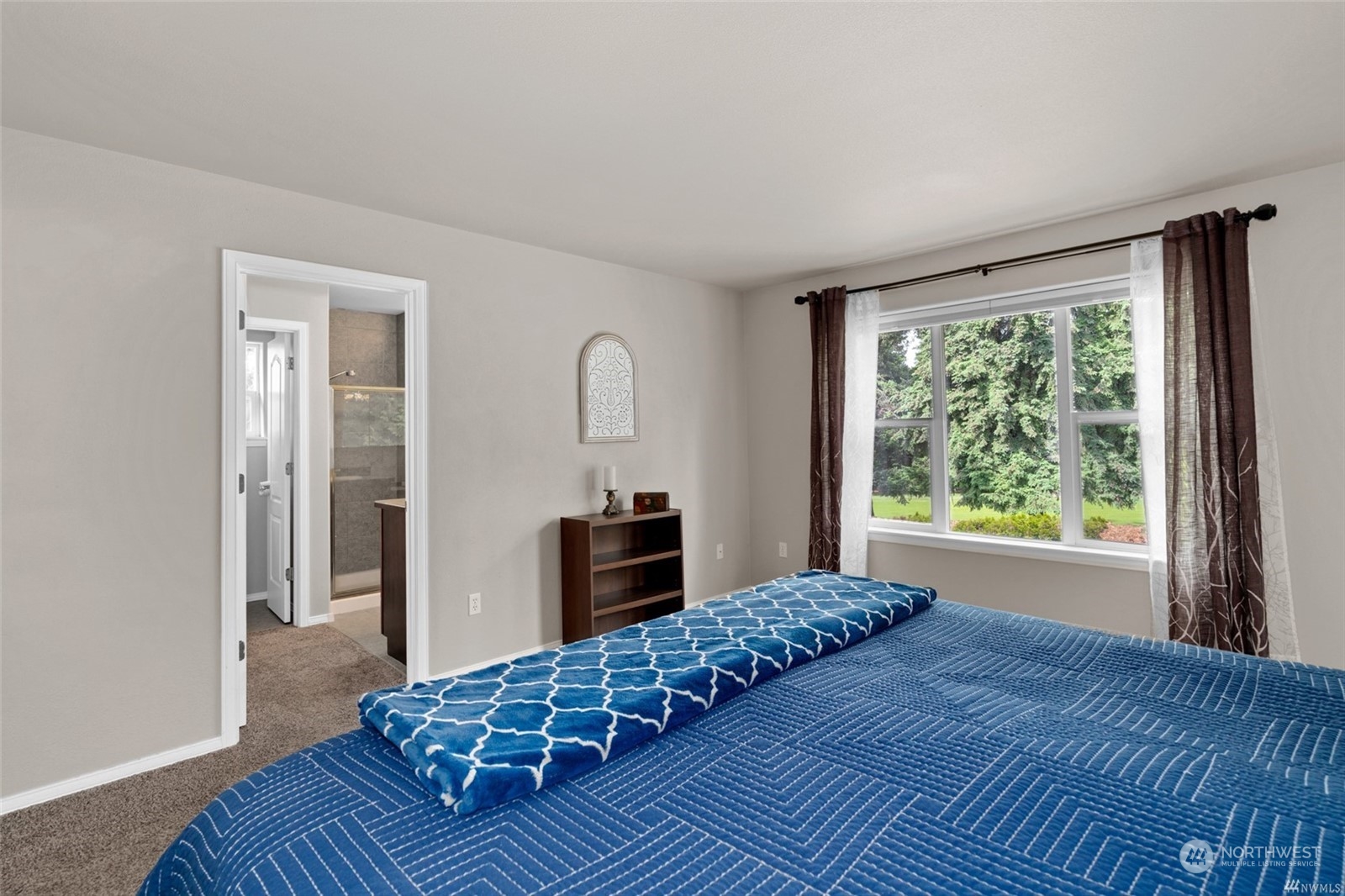 1550 Eastmont Avenue