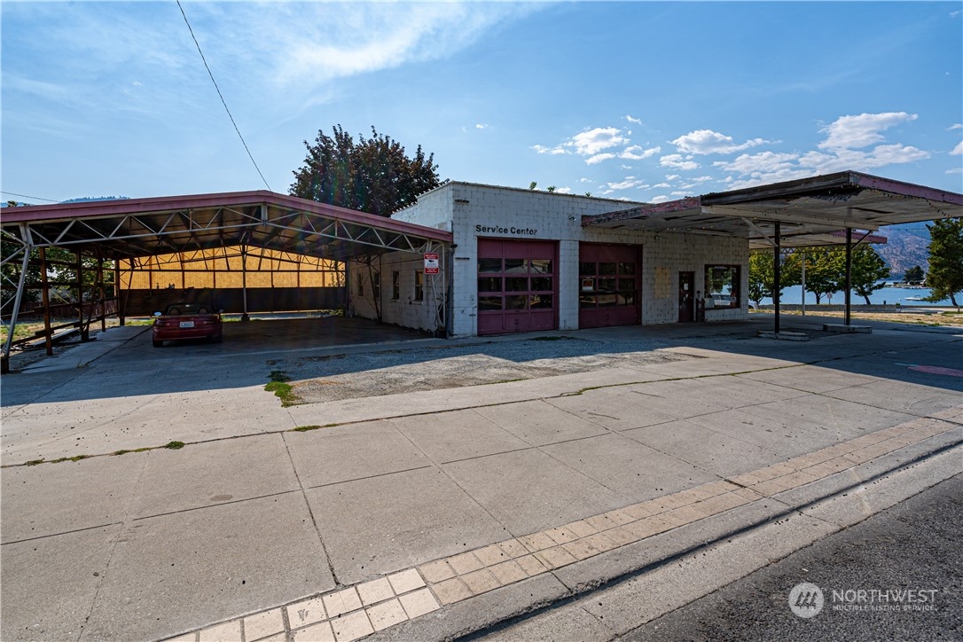 91 Wapato Way