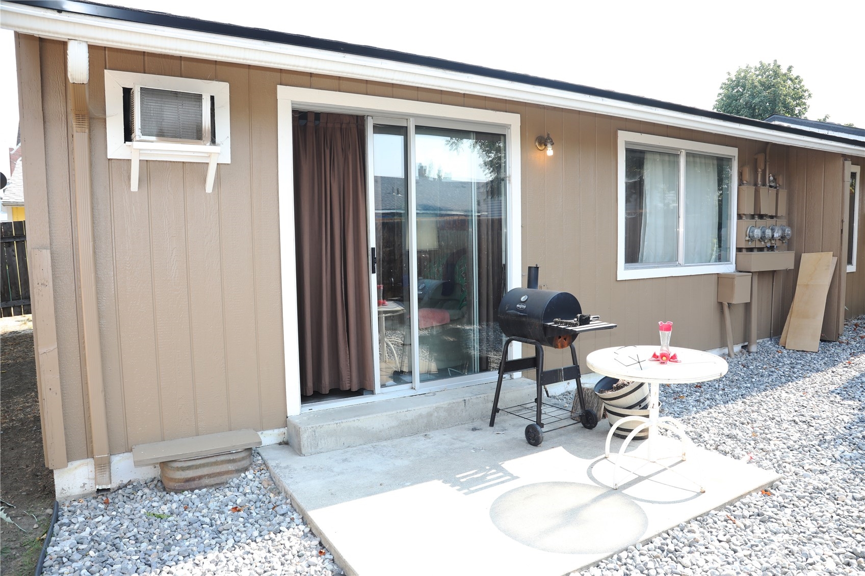 411 Methow Street Unit: 1-3