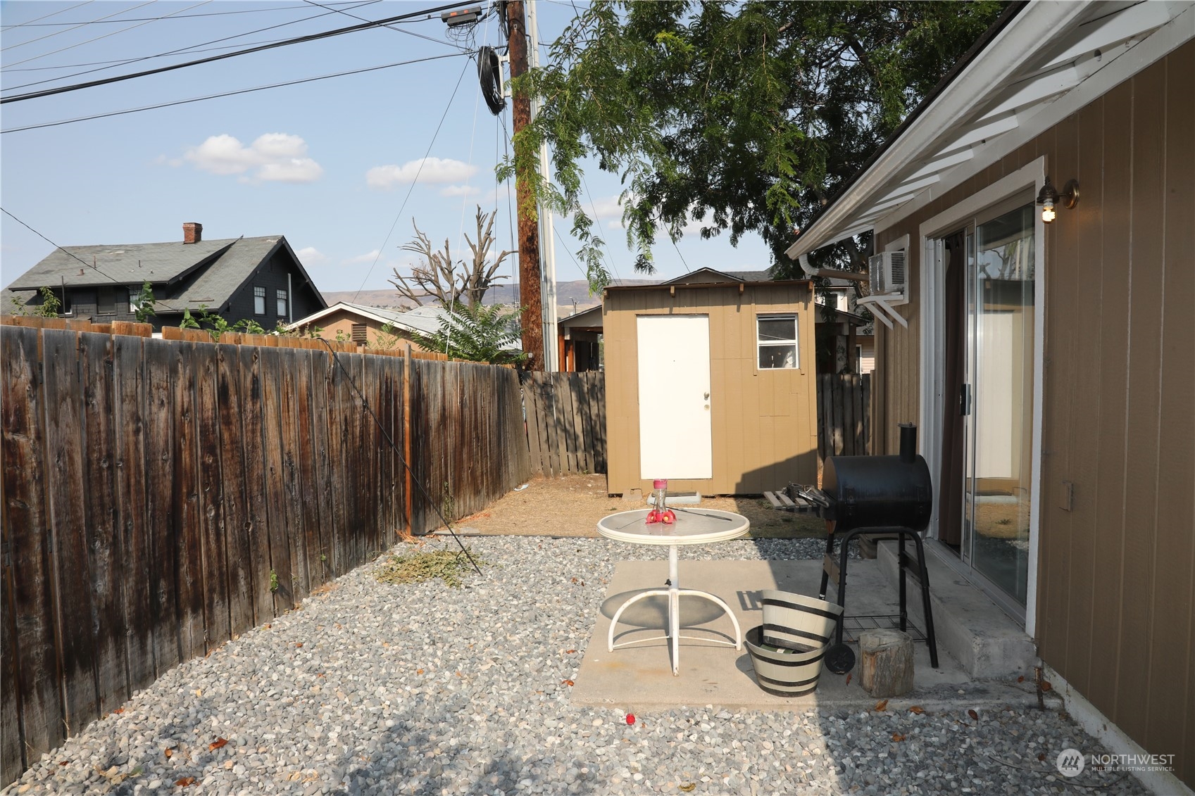 411 Methow Street Unit: 1-3