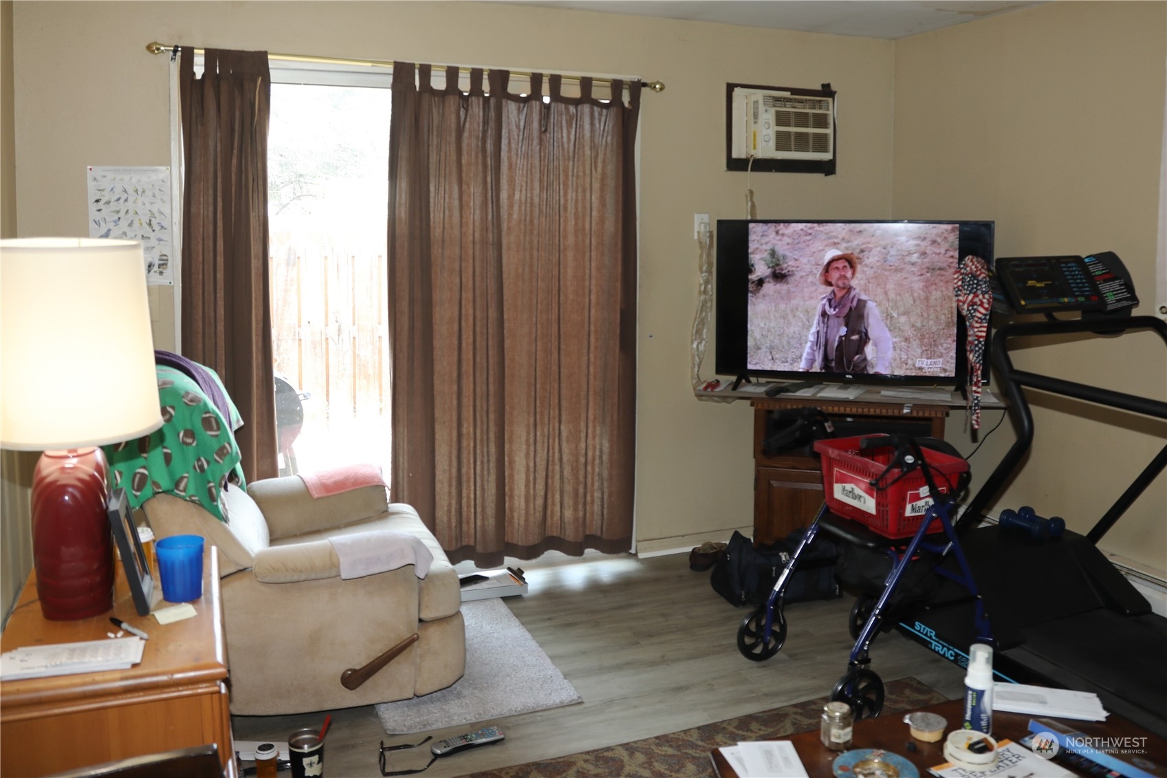 411 Methow Street Unit: 1-3