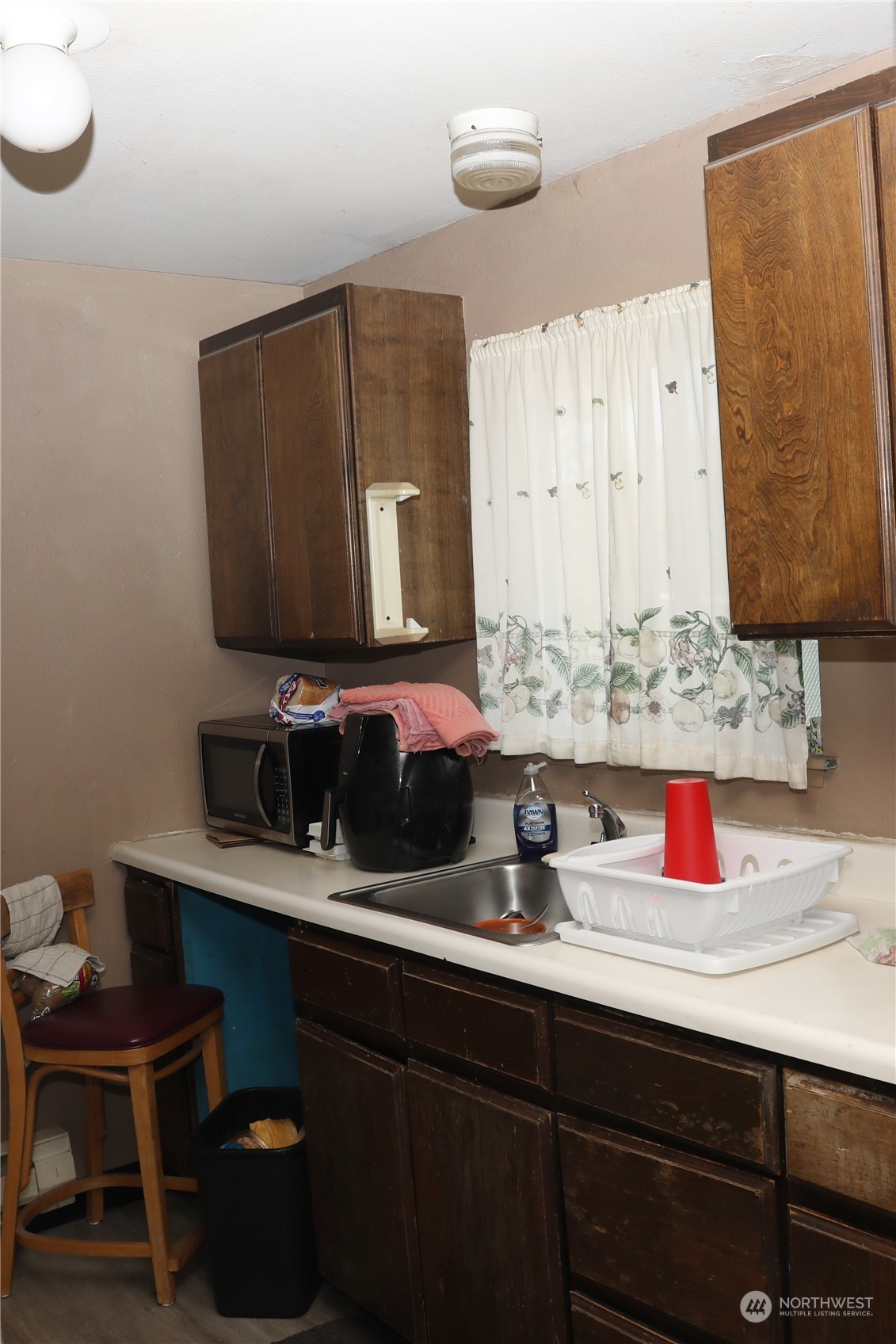 411 Methow Street Unit: 1-3