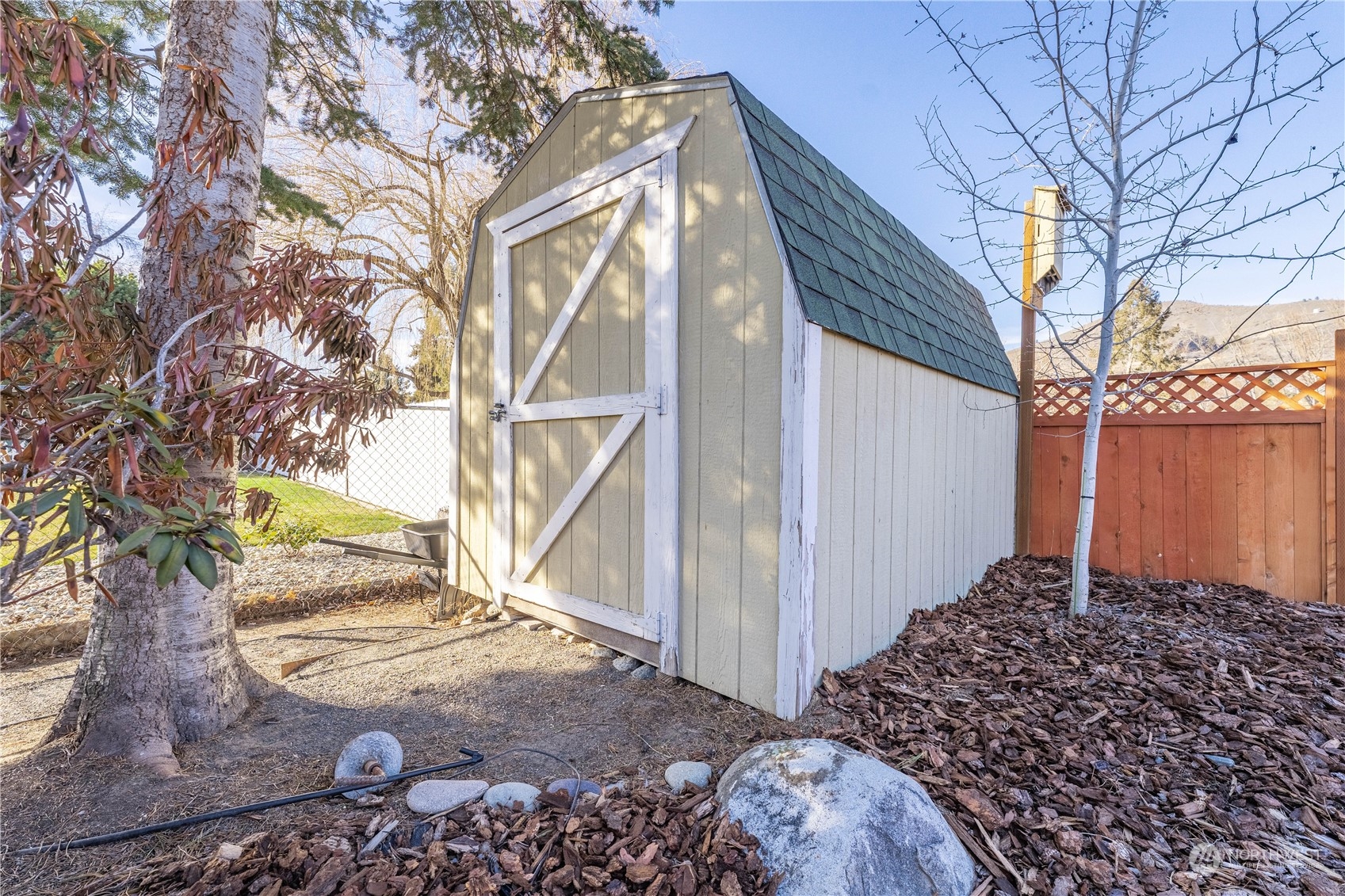 815 W Golf Course Drive