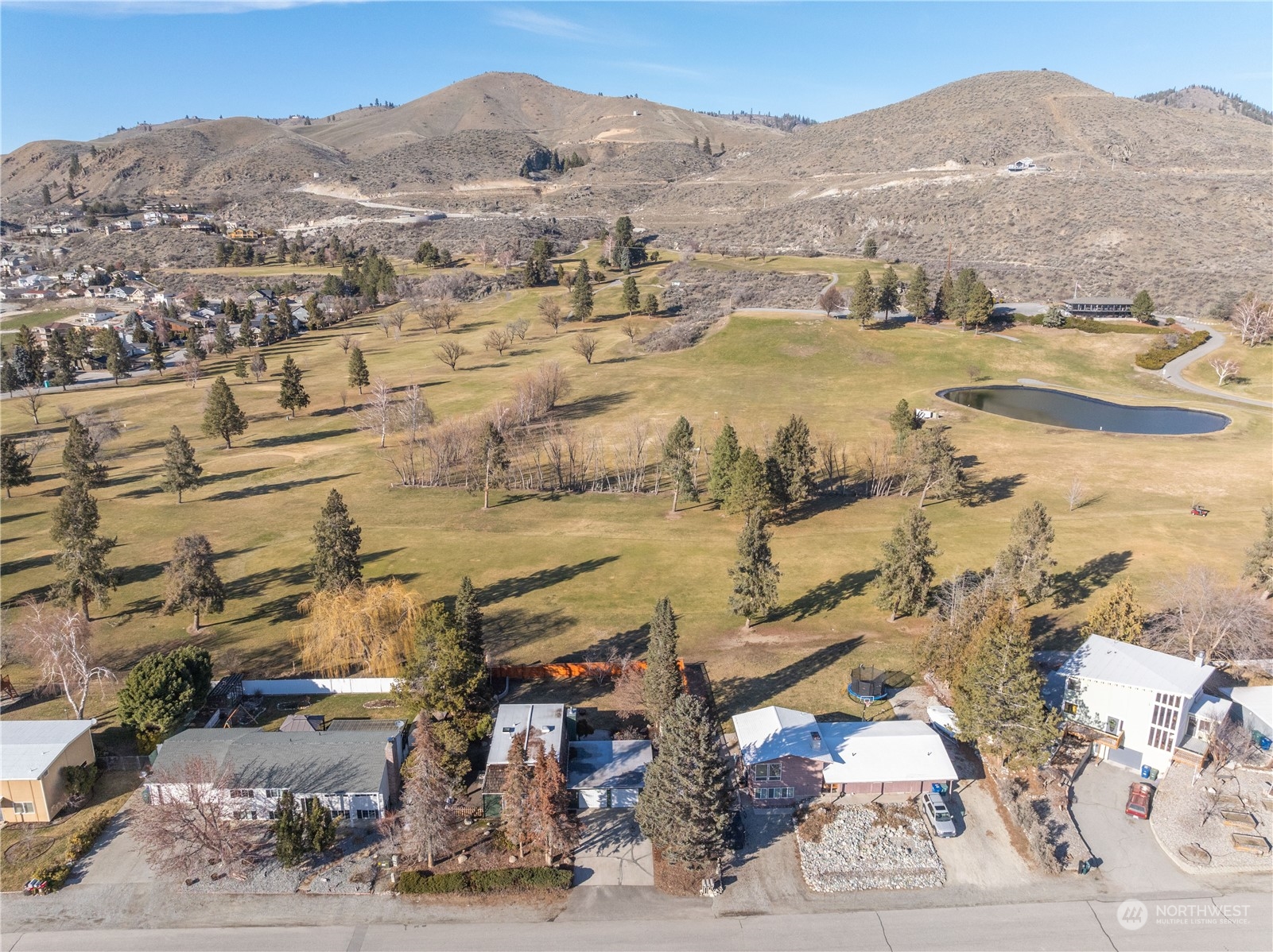 815 W Golf Course Drive