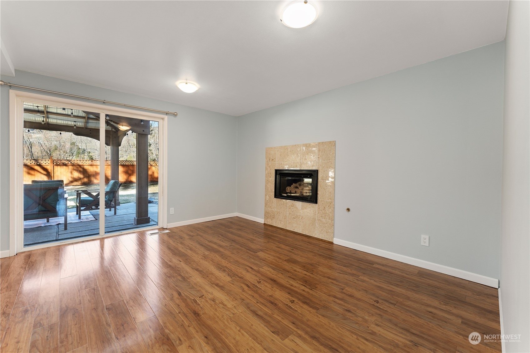 815 W Golf Course Drive