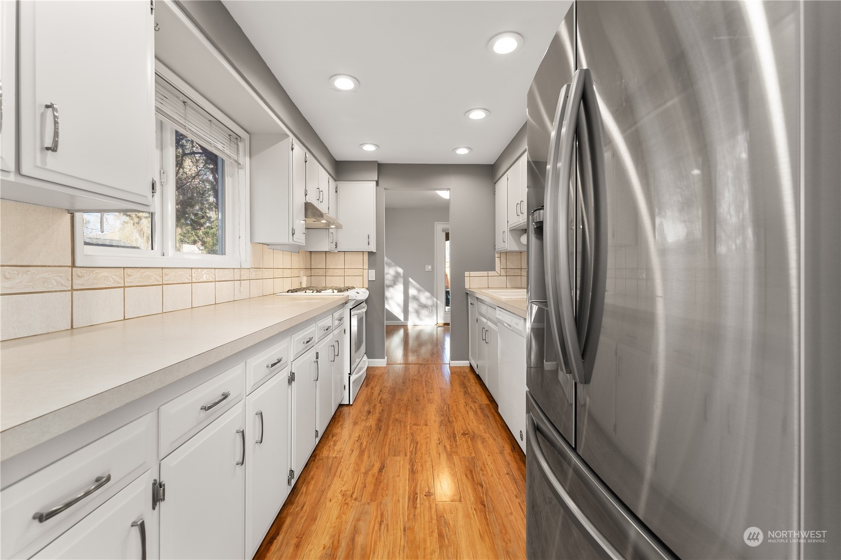 815 W Golf Course Drive