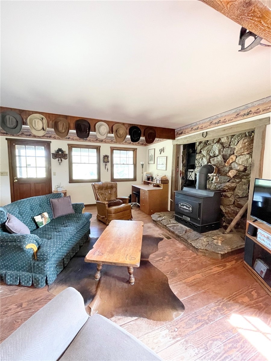 154 Aeneas Valley Road