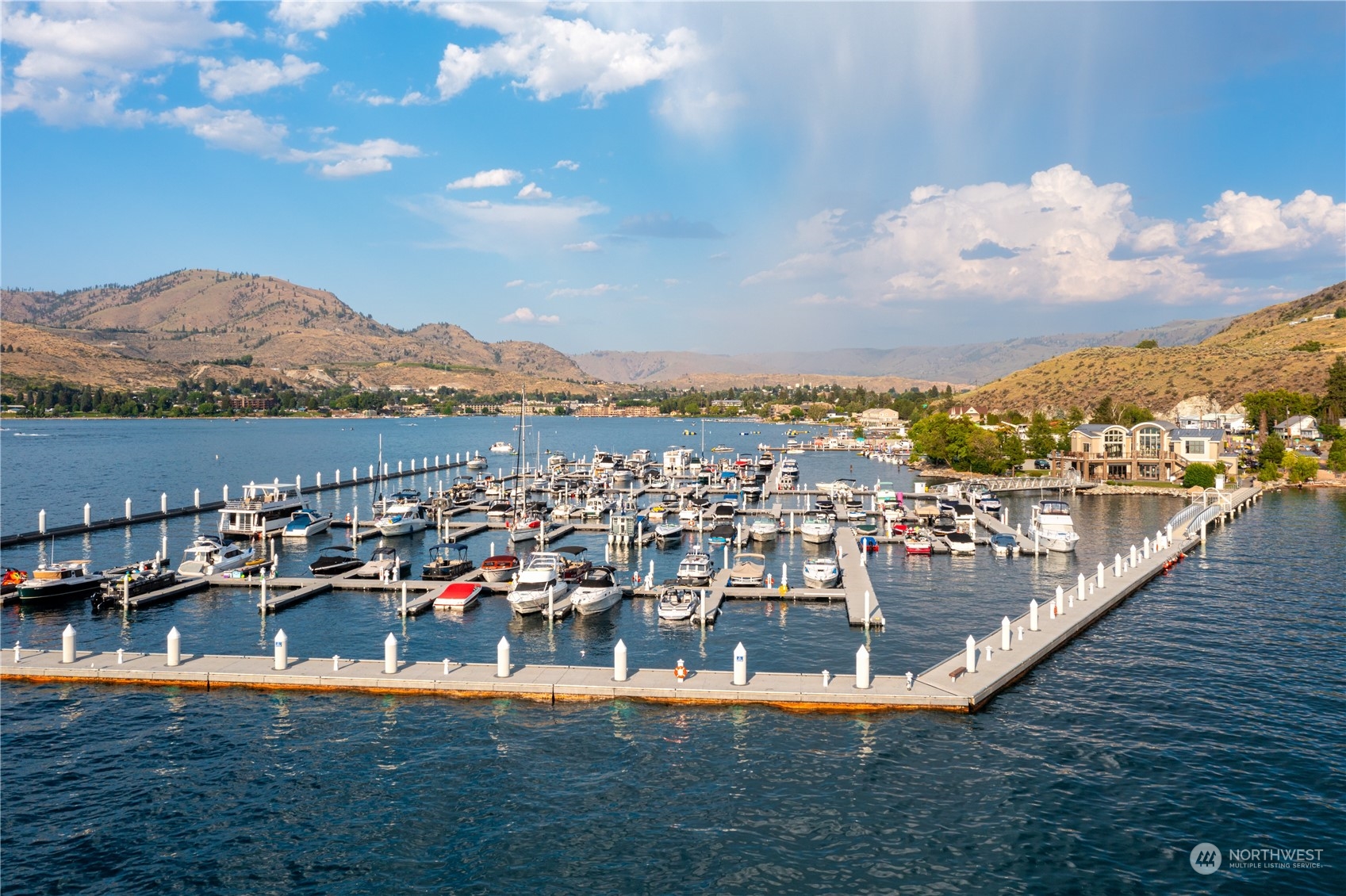 1350 W Woodin Avenue Unit: C5