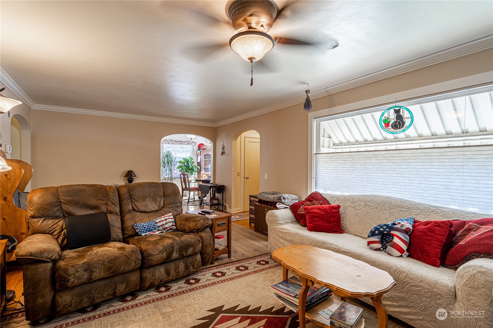 427 E Wapato Avenue