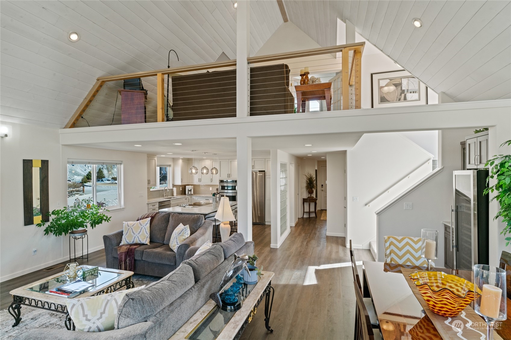 575 W Marine View Drive