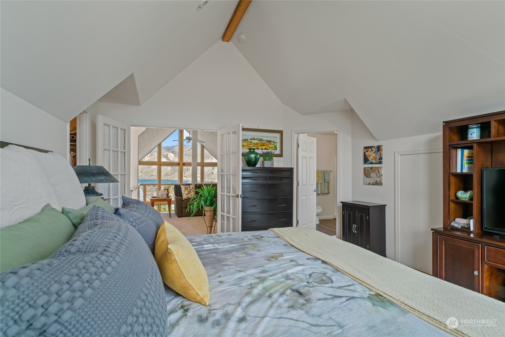575 W Marine View Drive