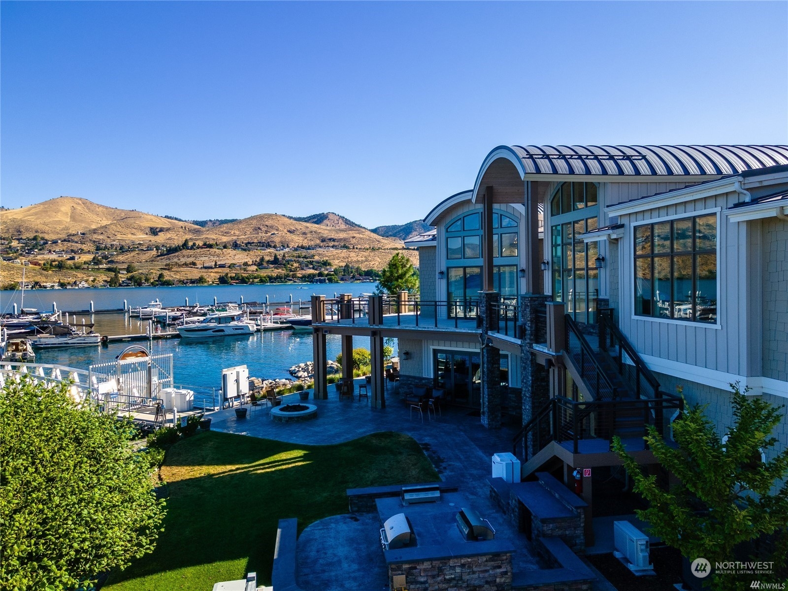 1350 W Woodin Avenue Unit: C28