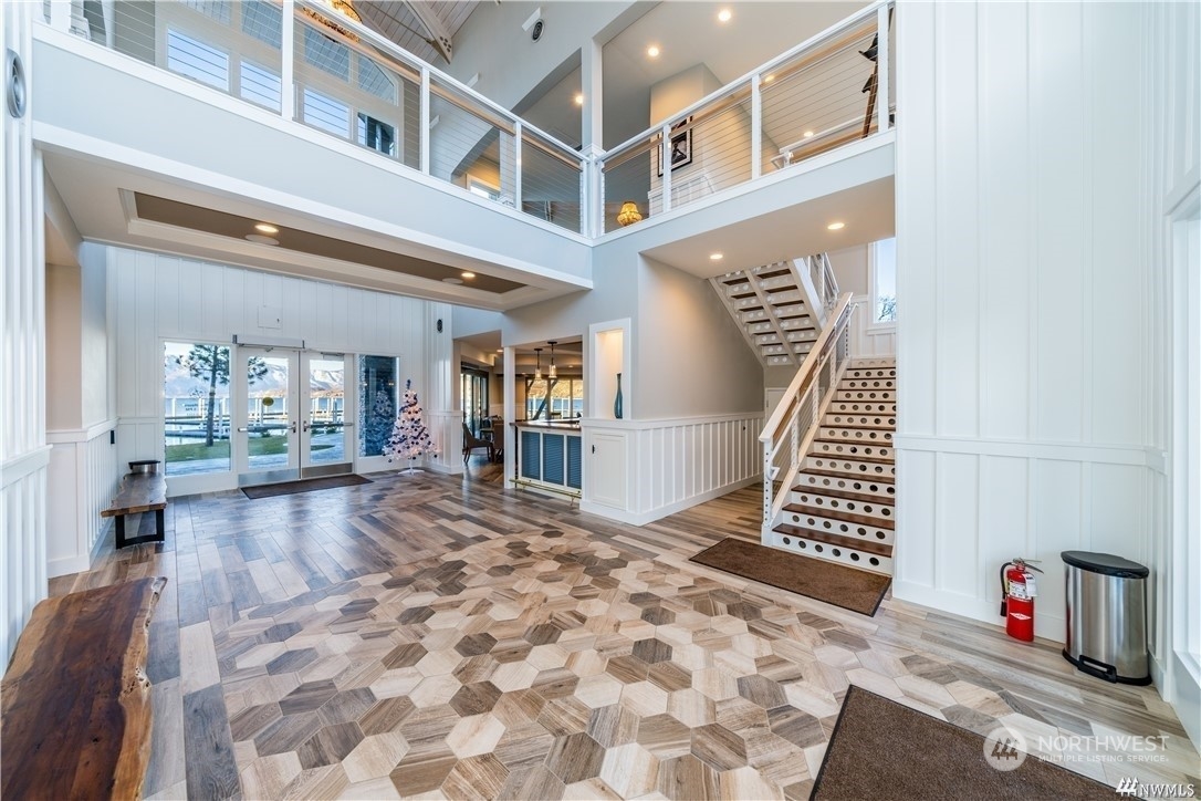 1350 W Woodin Avenue Unit: C28