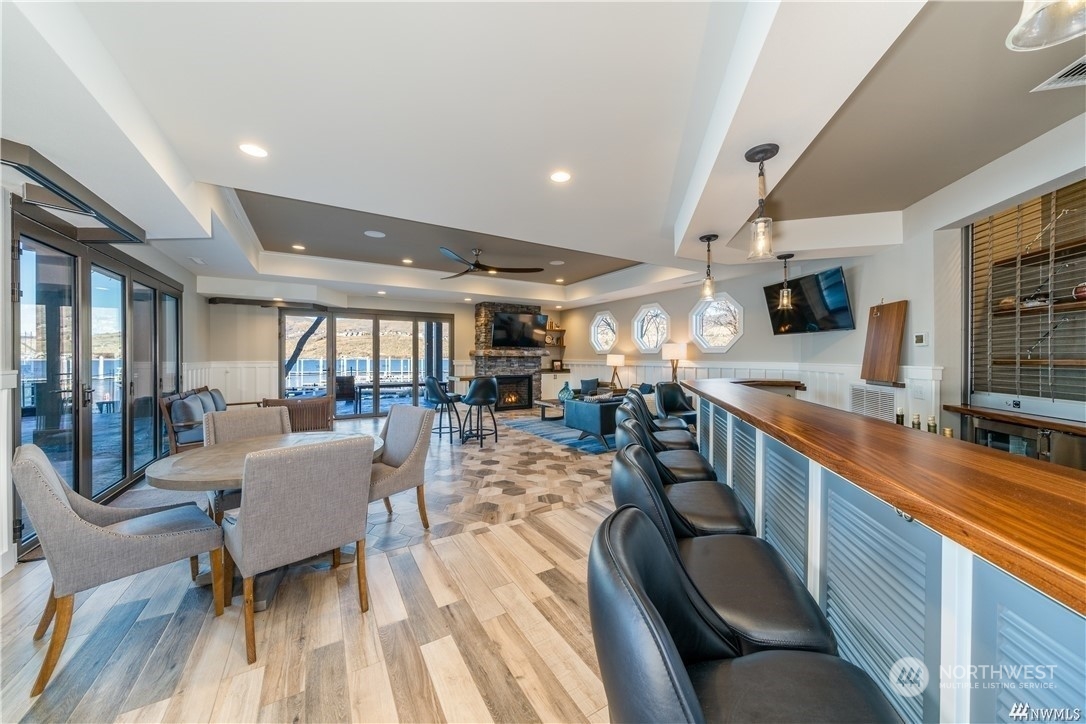 1350 W Woodin Avenue Unit: C28