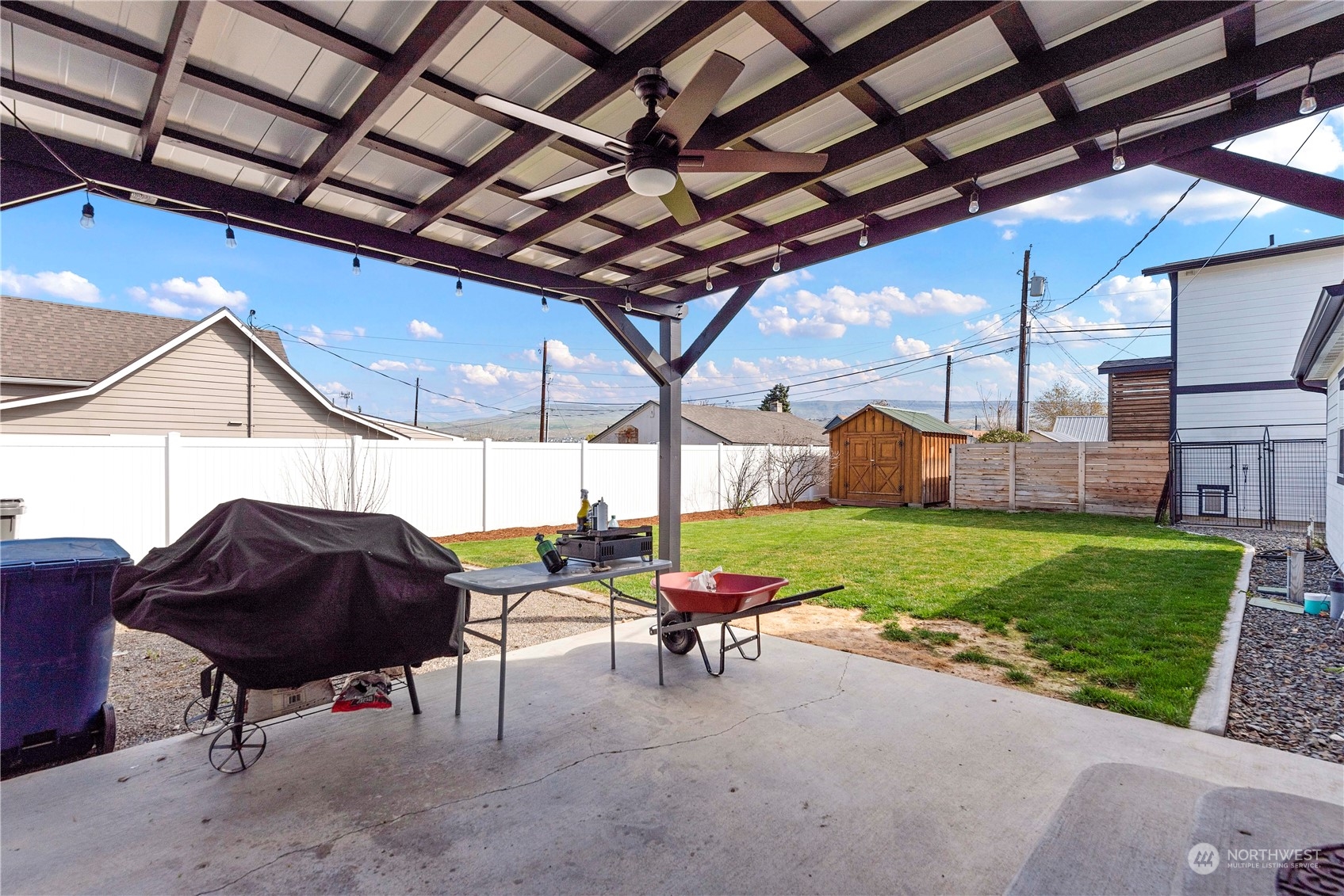 233 N Franklin Avenue