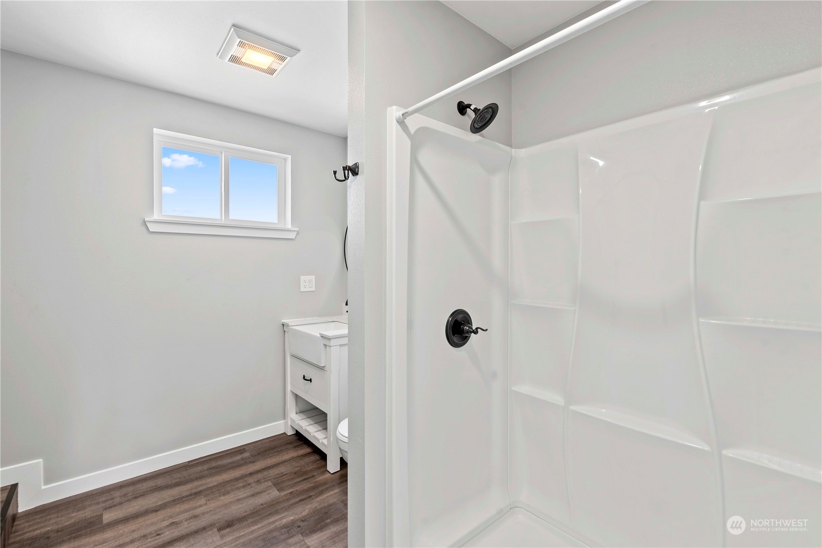 233 N Franklin Avenue