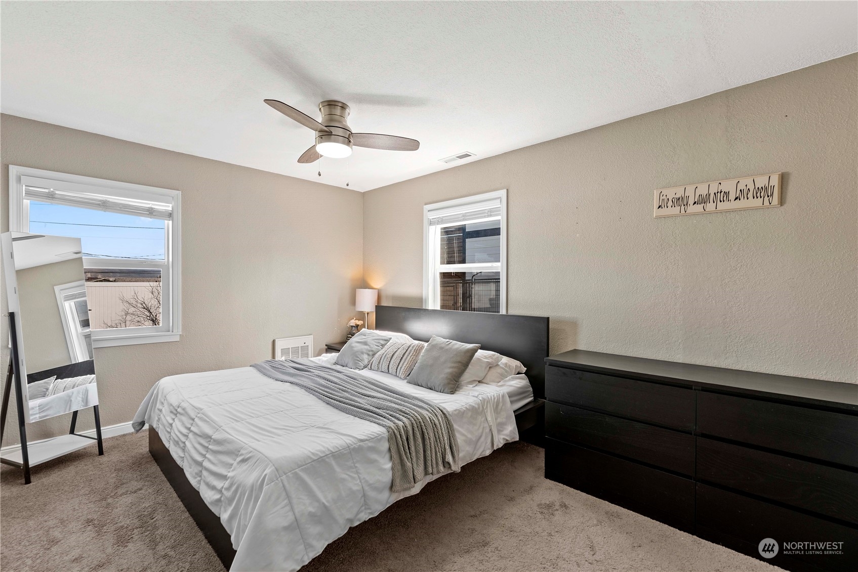 233 N Franklin Avenue