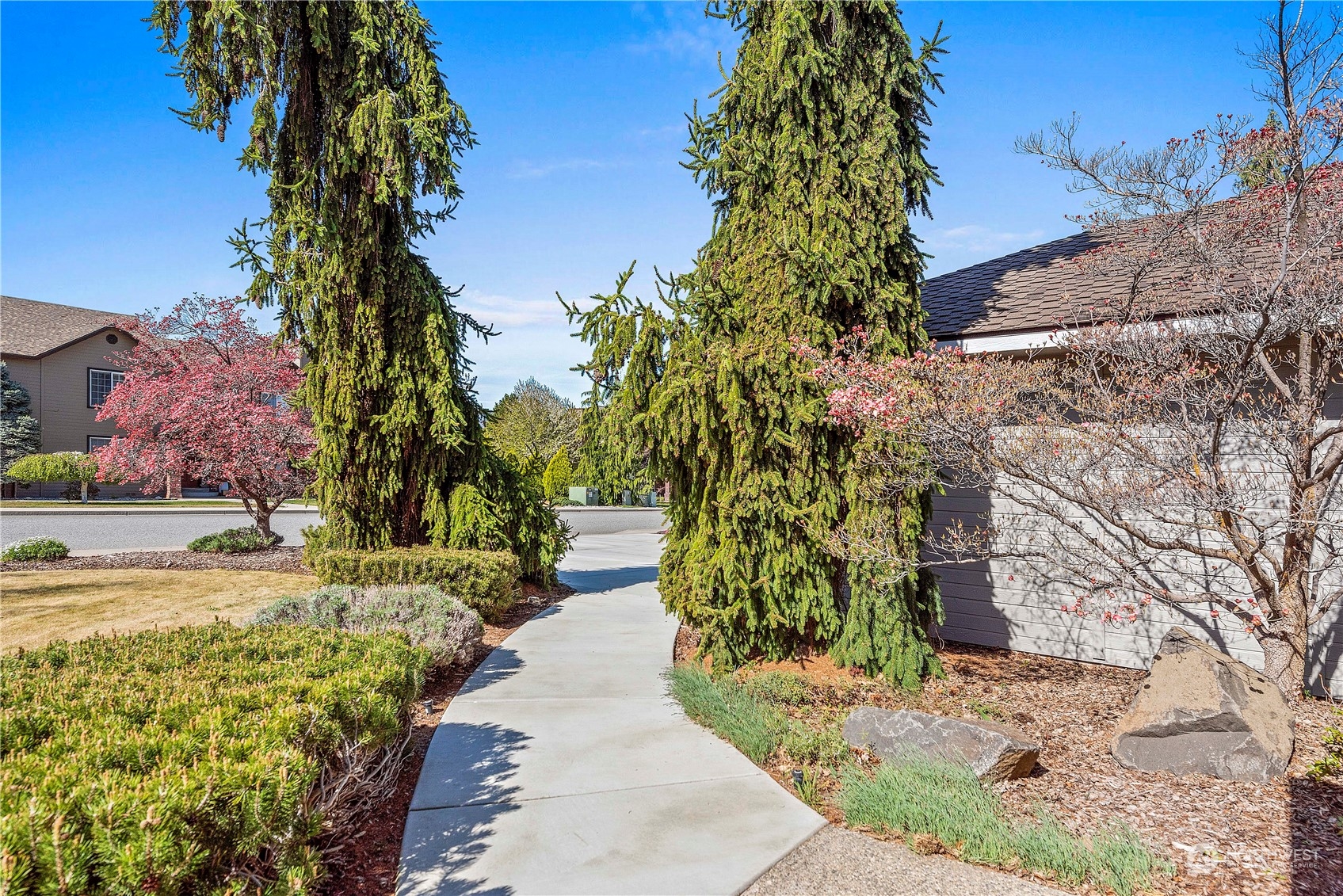 2272 Fancher Heights Boulevard