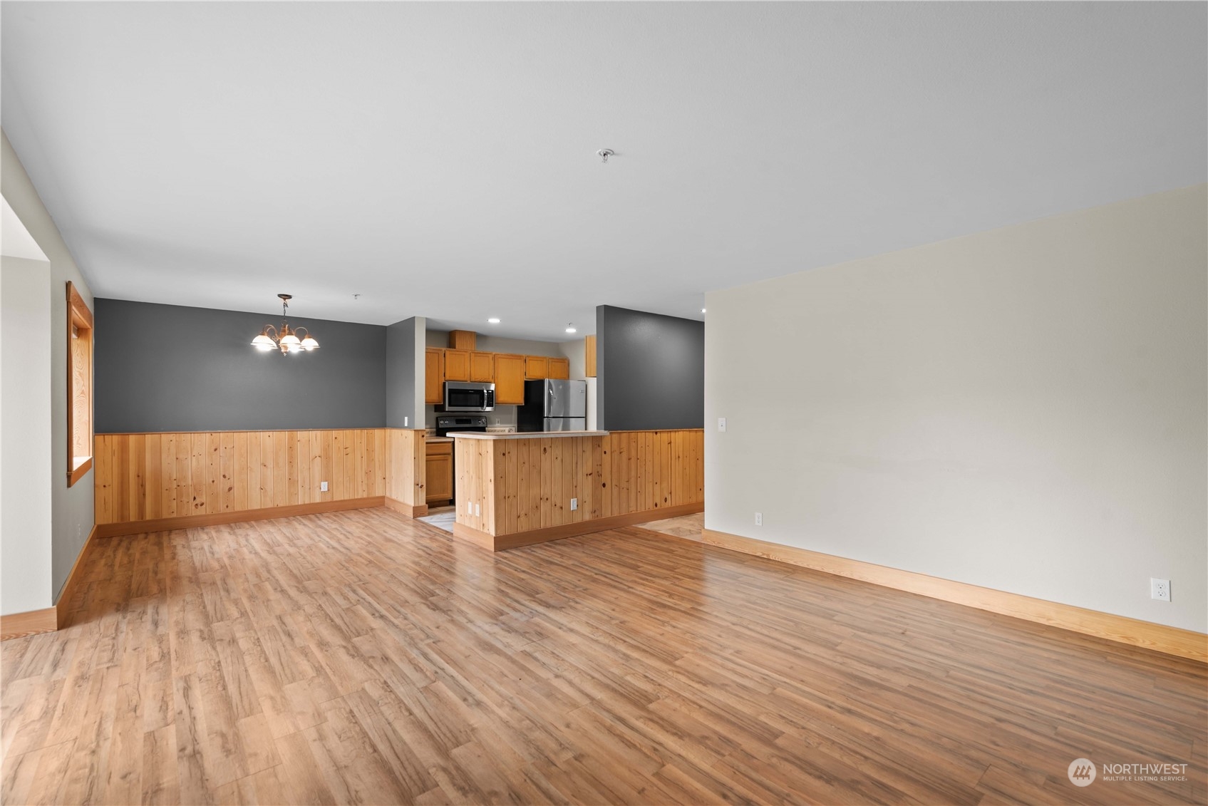 667 4th Street NE Unit: L301