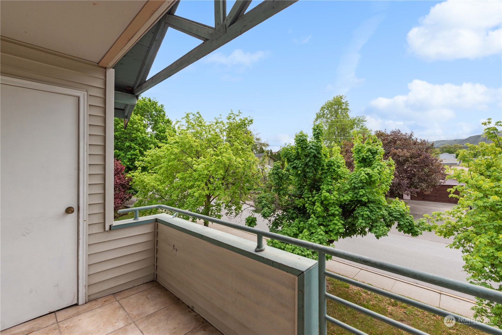 667 4th Street NE Unit: L301
