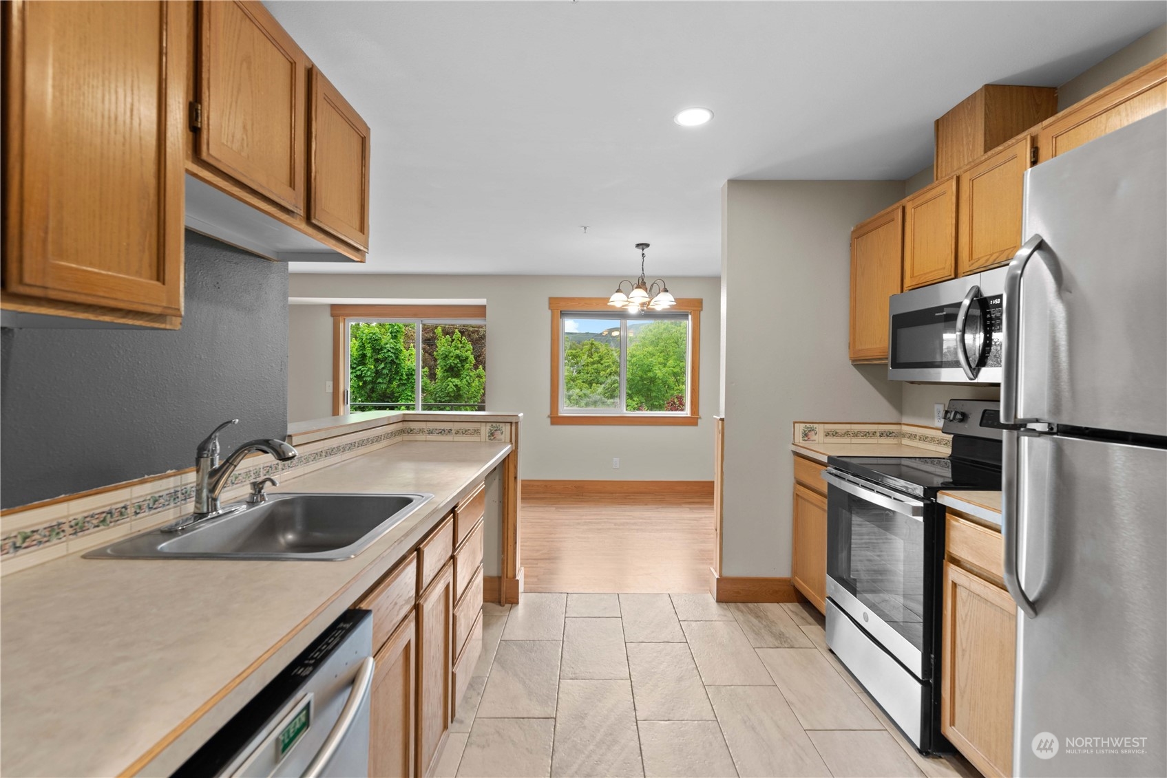 667 4th Street NE Unit: L301