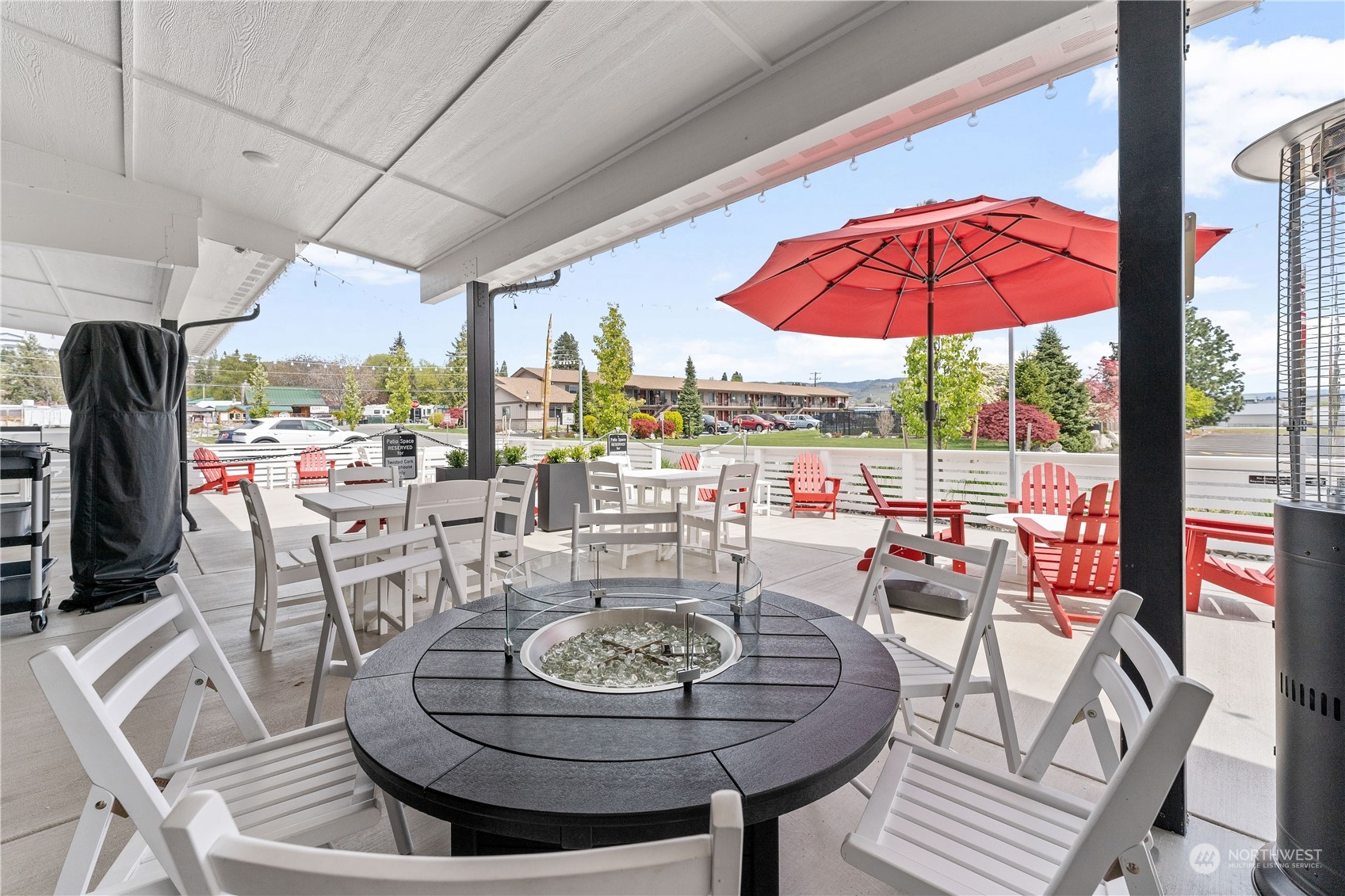 94 Wapato Point Parkway Unit: B