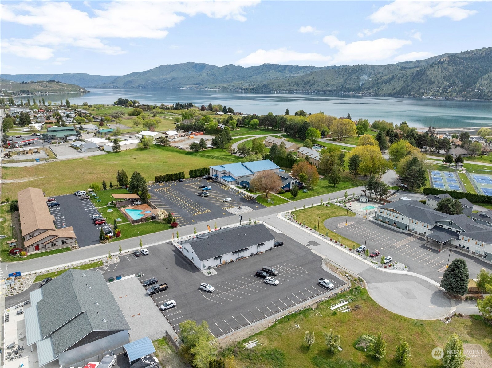 94 Wapato Point Parkway Unit: B