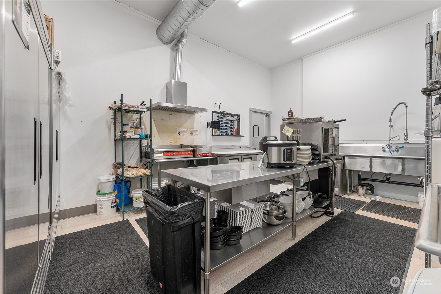 94 Wapato Point Parkway Unit: B