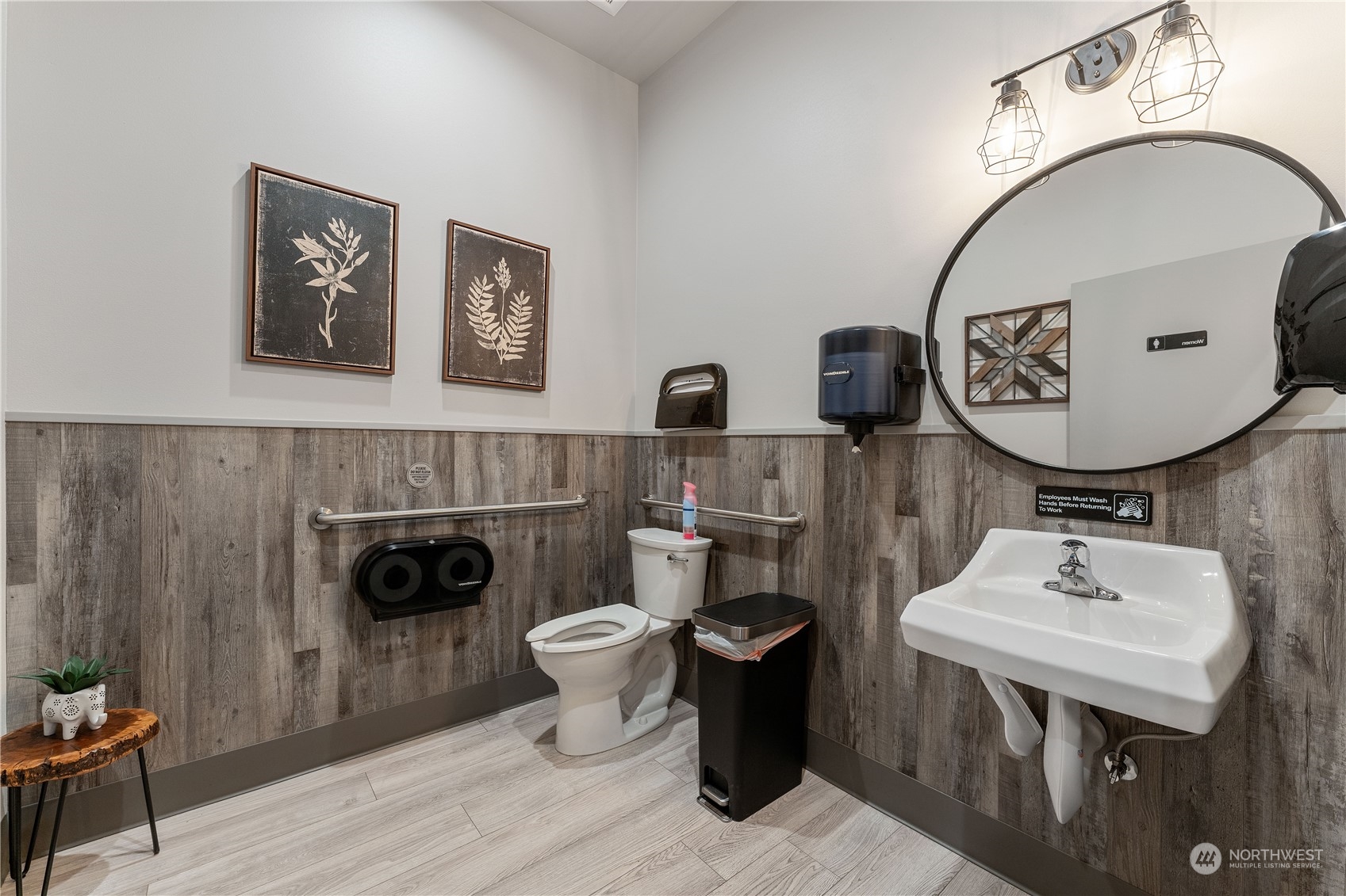 94 Wapato Point Parkway Unit: B