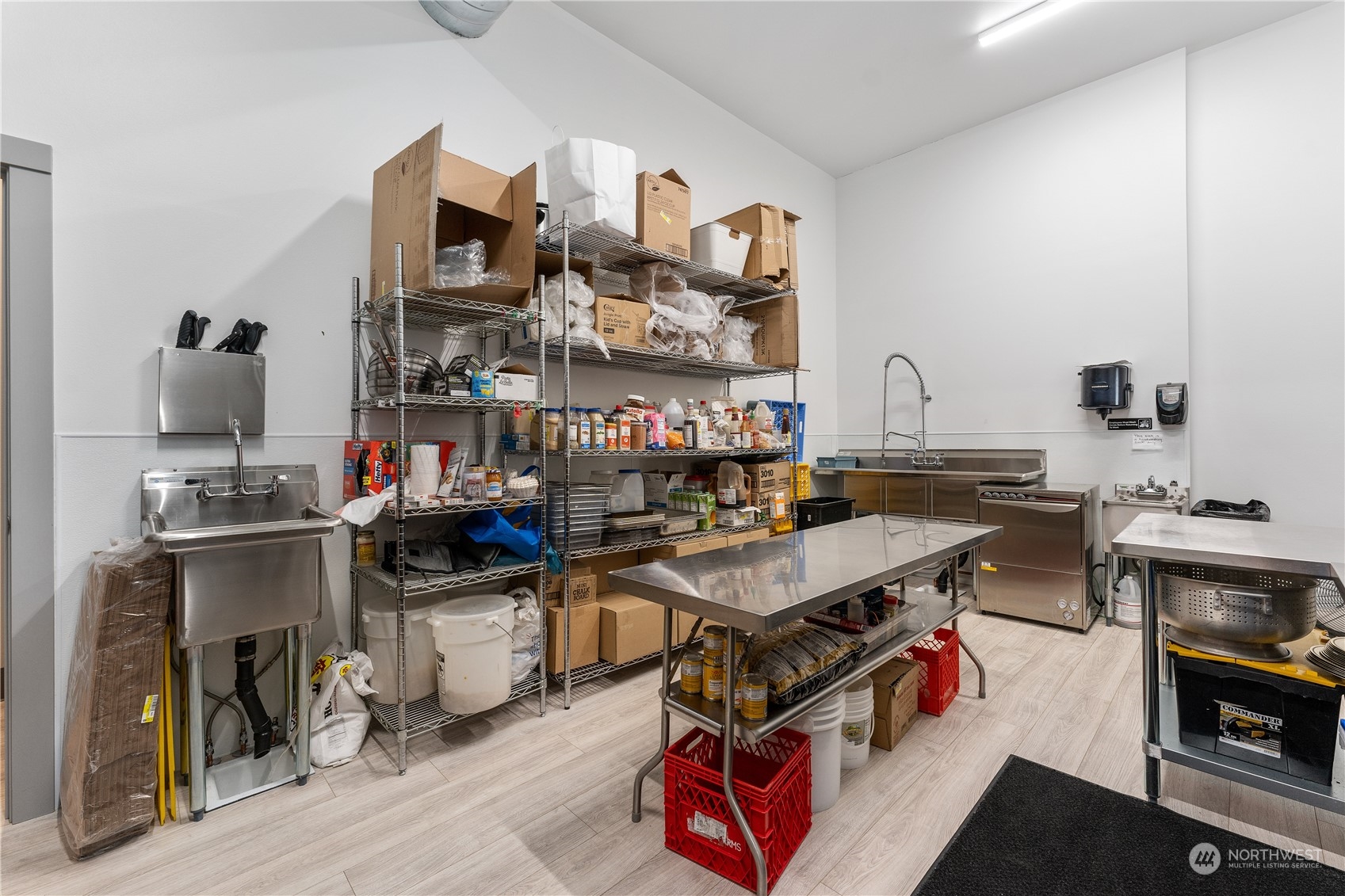 94 Wapato Point Parkway Unit: B