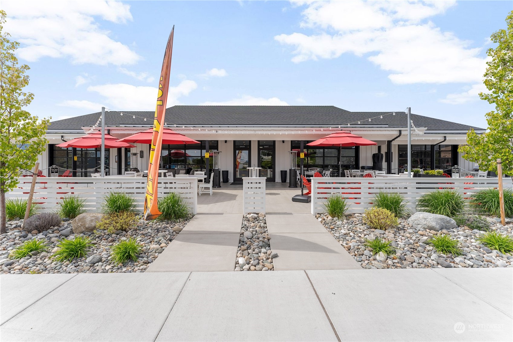 94 Wapato Point Parkway Unit: B