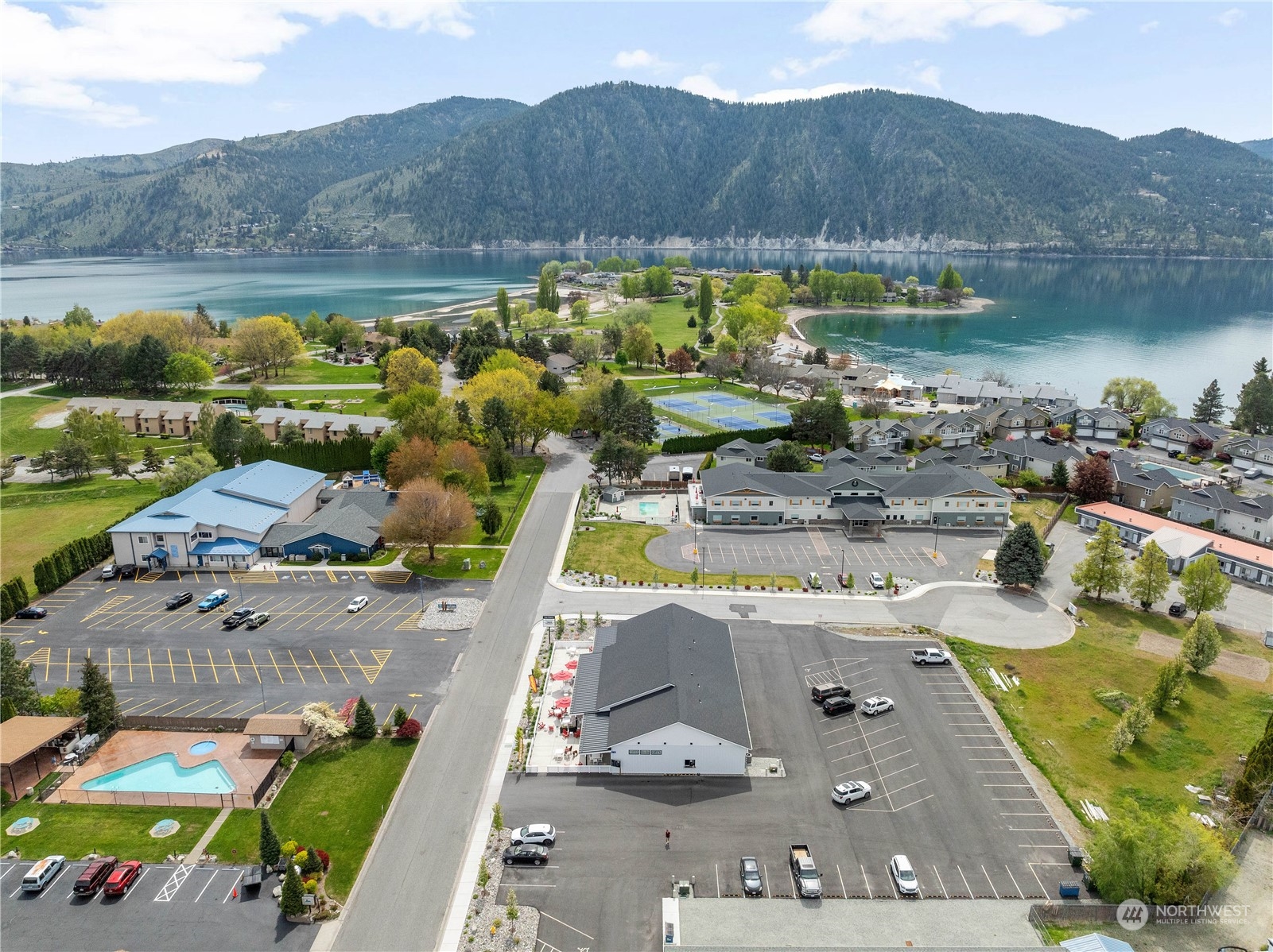 94 Wapato Point Parkway Unit: B