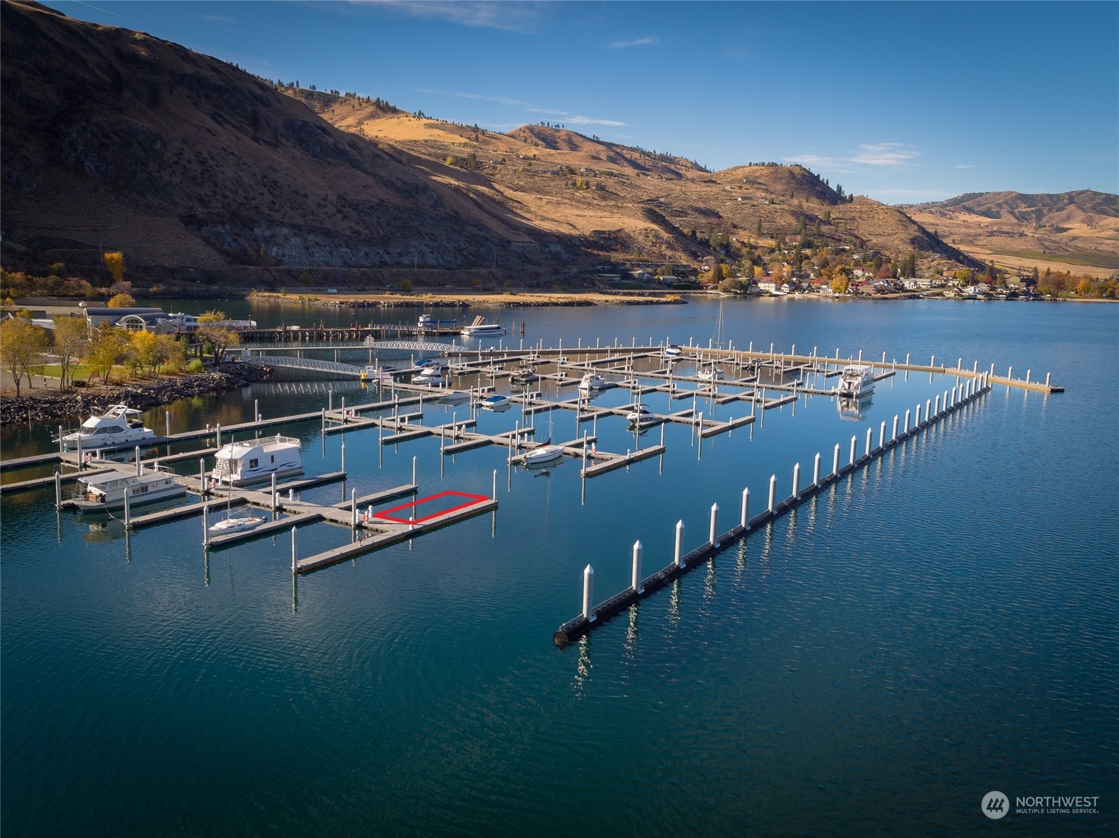 1350 W Woodin Avenue Unit: F18