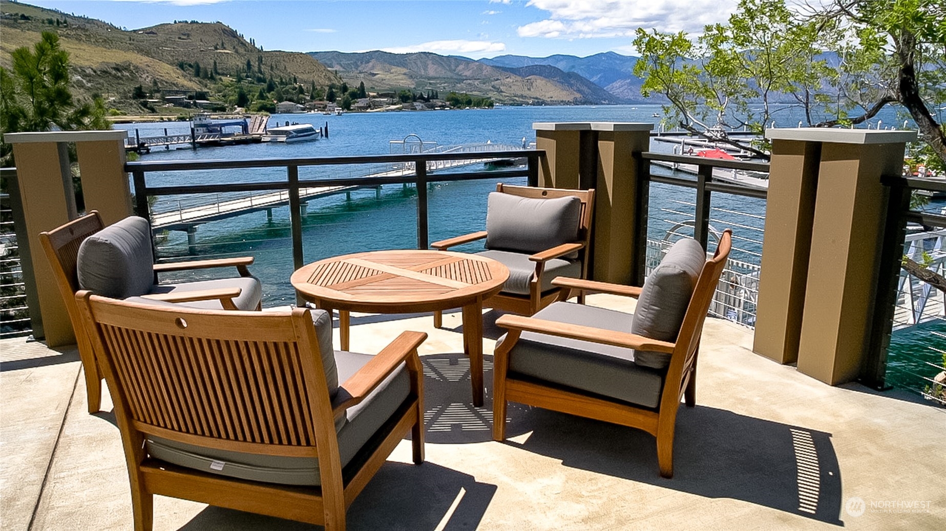 1350 W Woodin Avenue Unit: F18